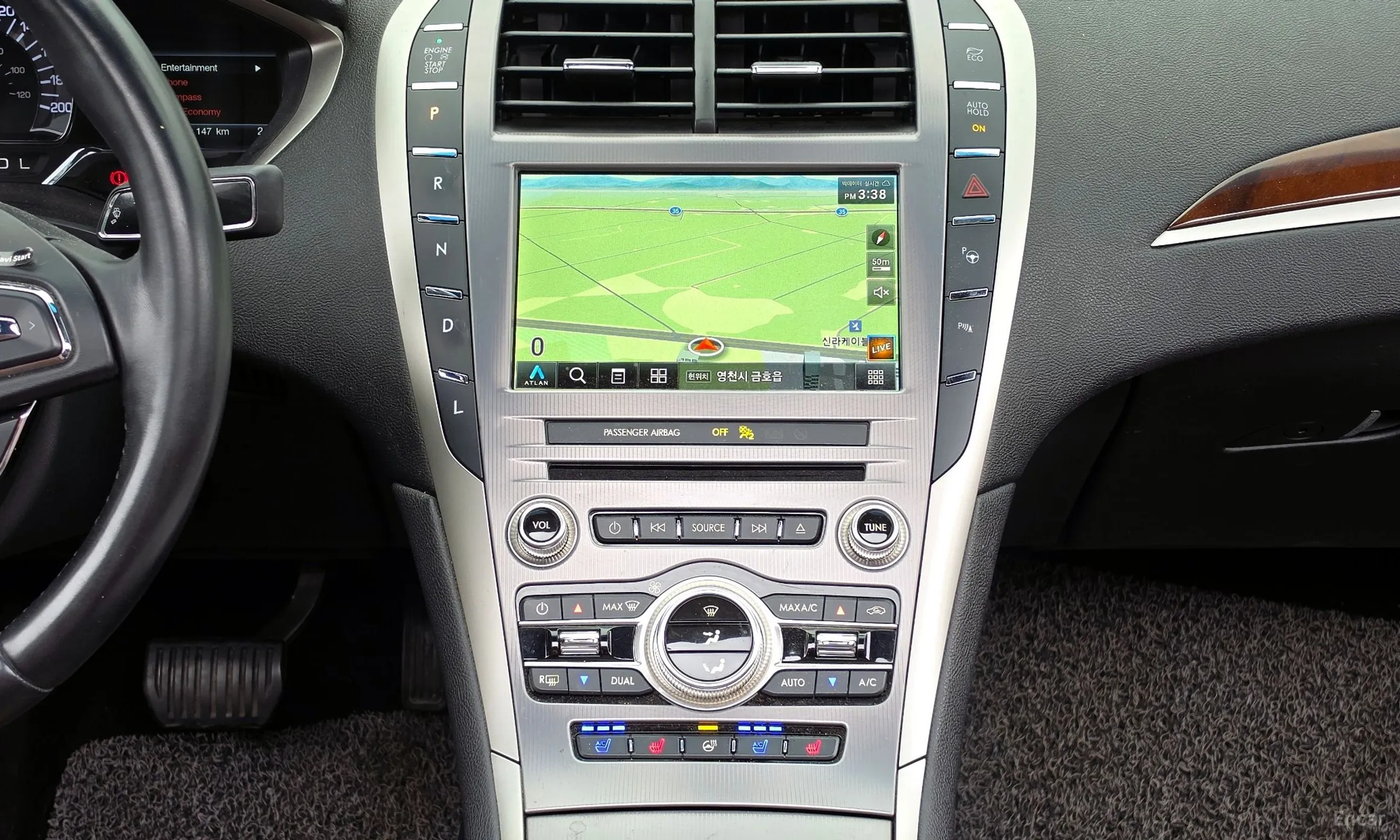 Lincoln New MKZ превью 14