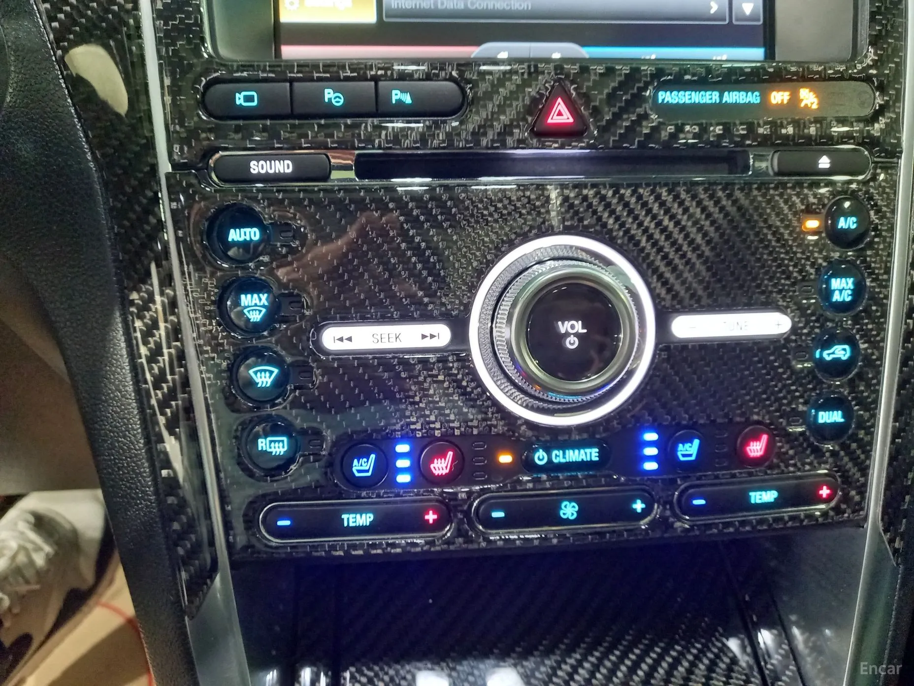 Ford Explorer превью 15