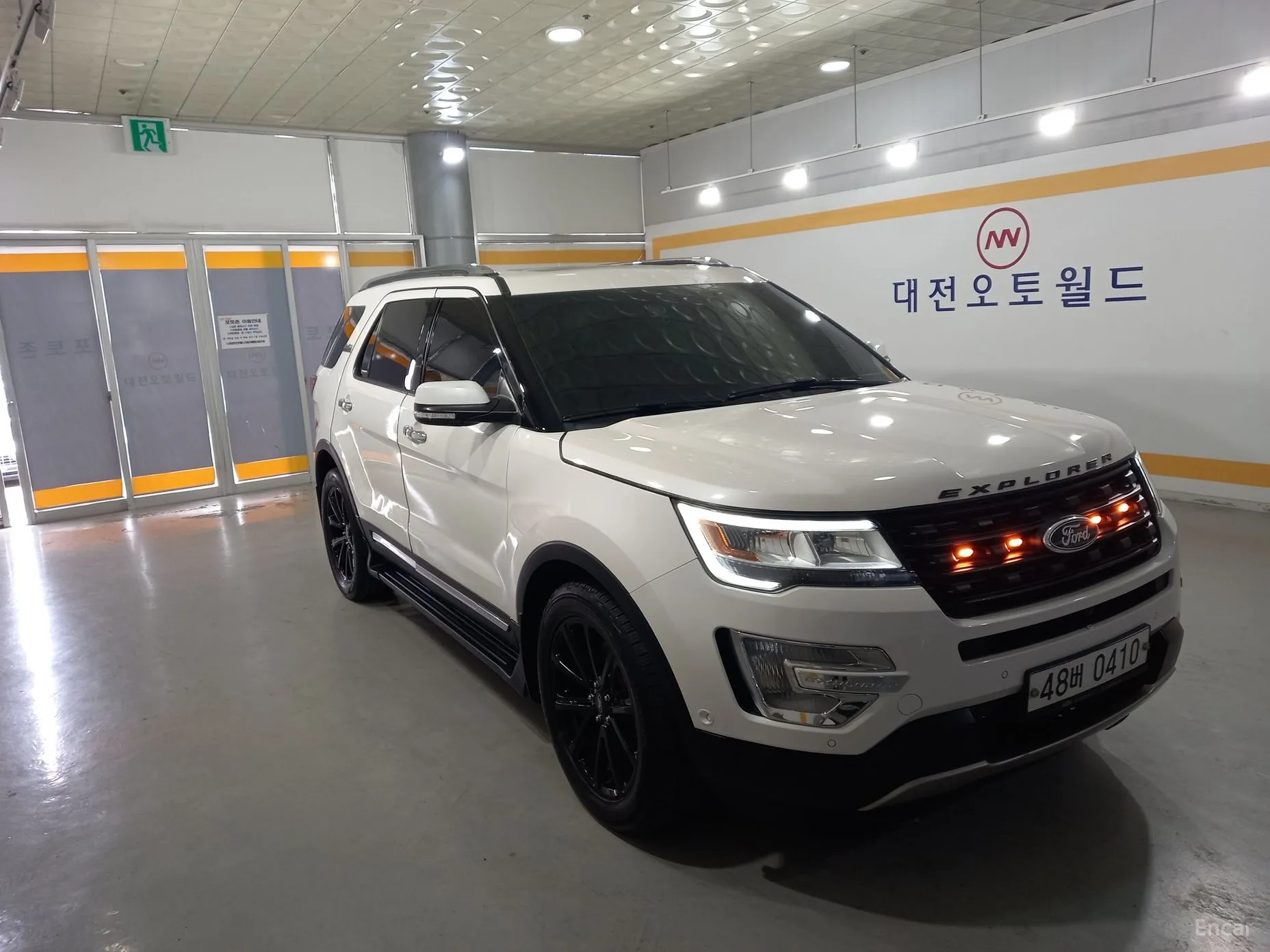Ford Explorer превью 3