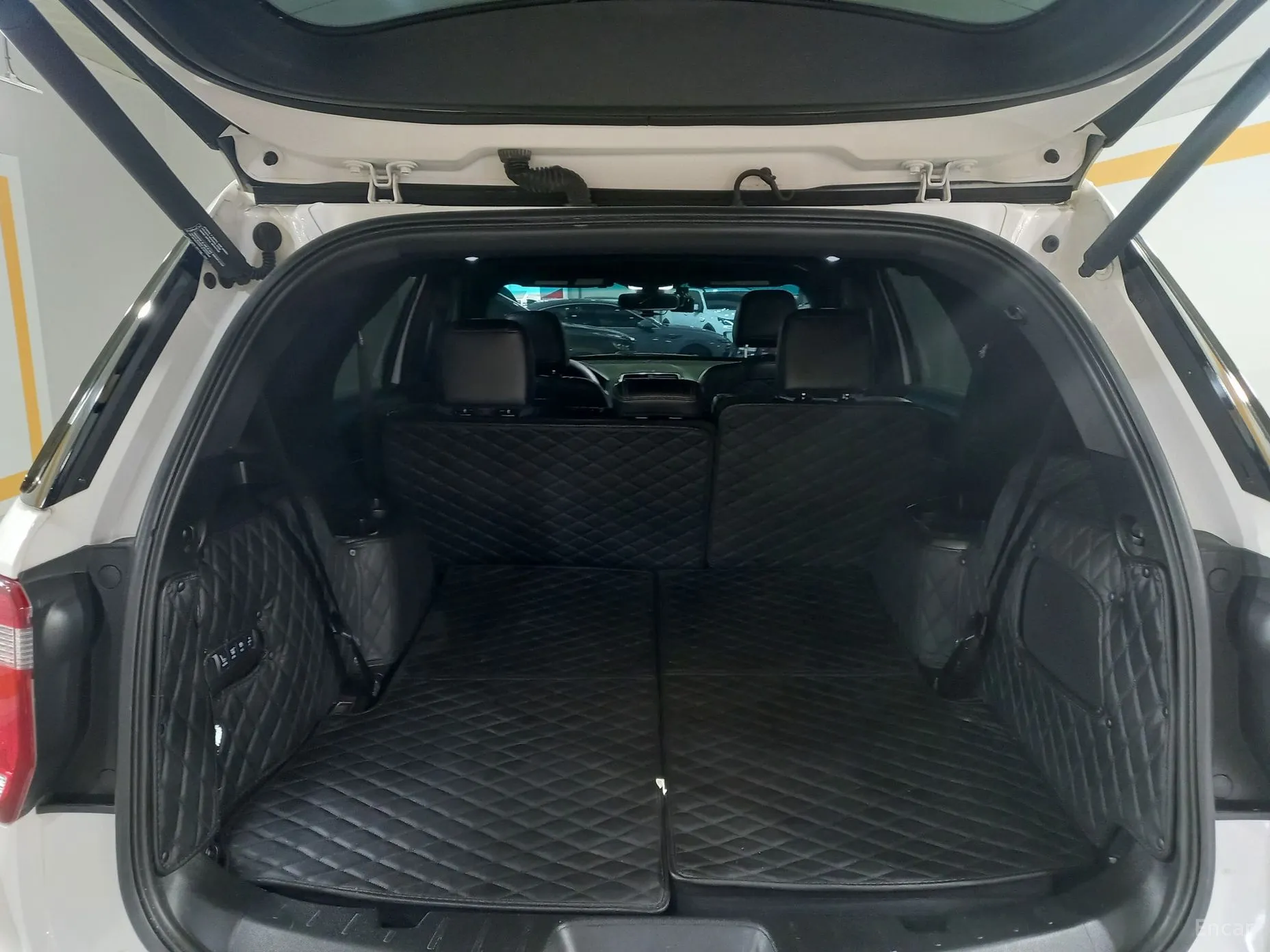 Ford Explorer превью 7