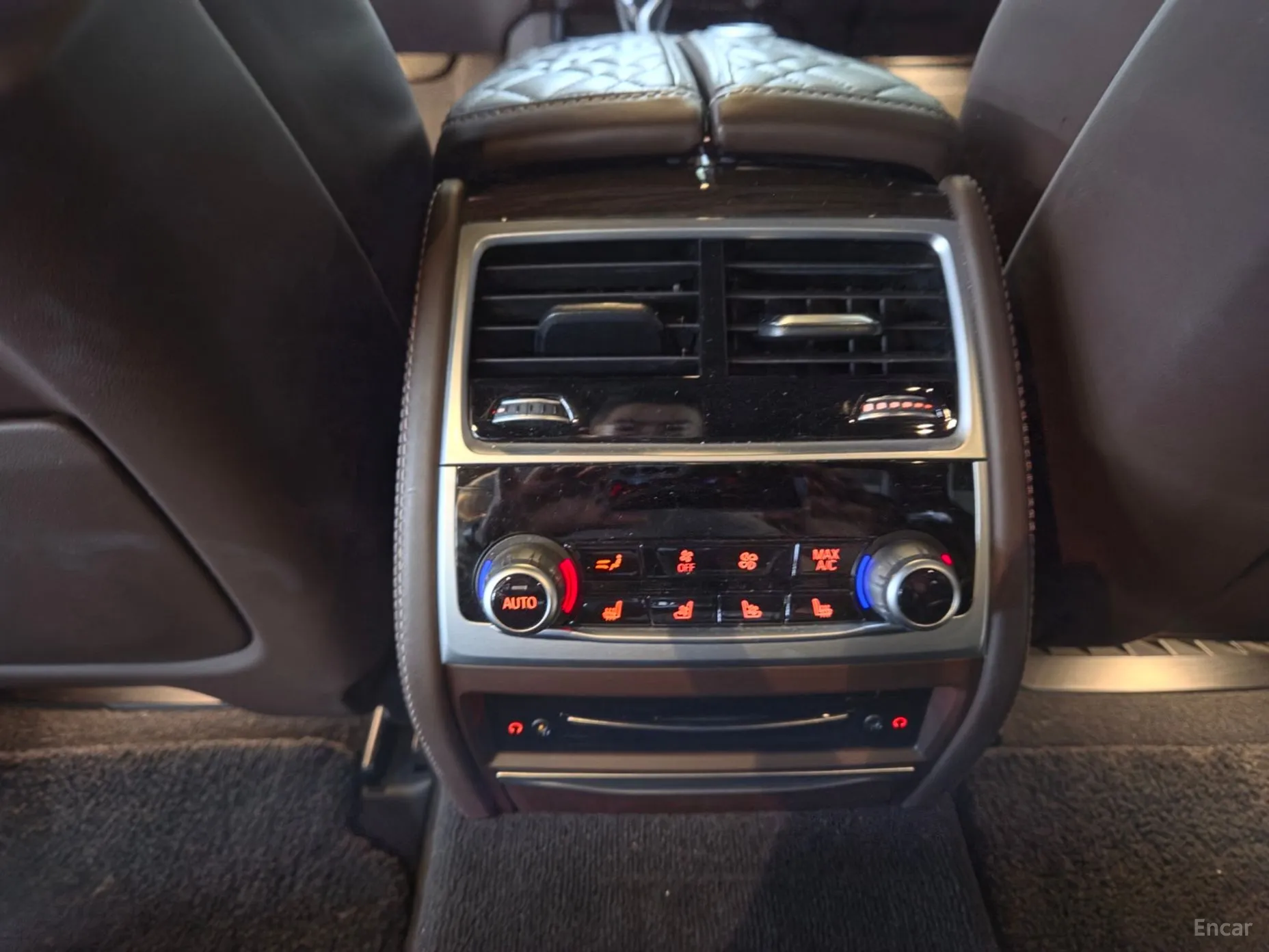 BMW 7 Series (G11) превью 17
