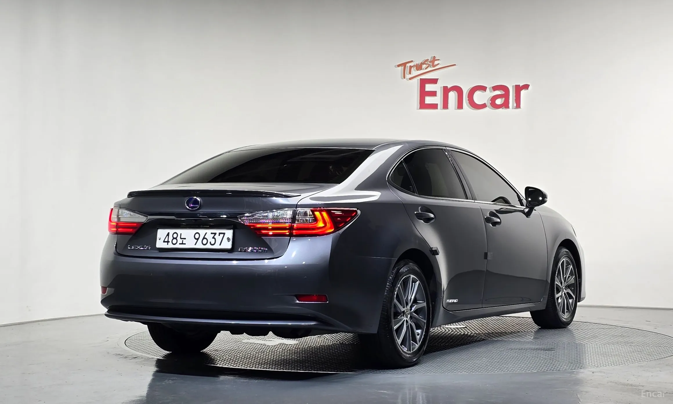 Lexus New ES300h превью 2