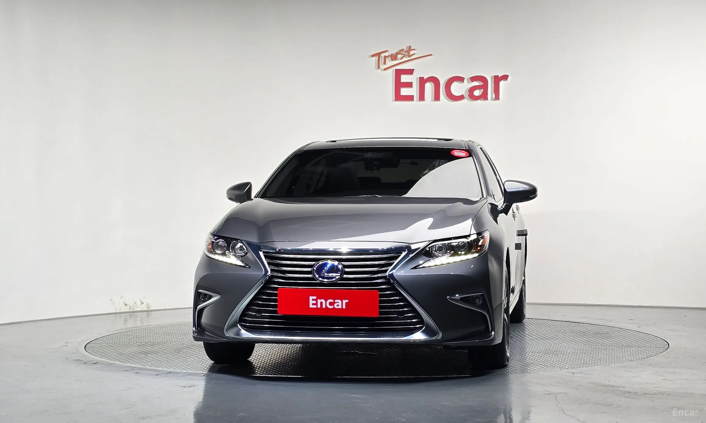 Lexus New ES300h превью 3