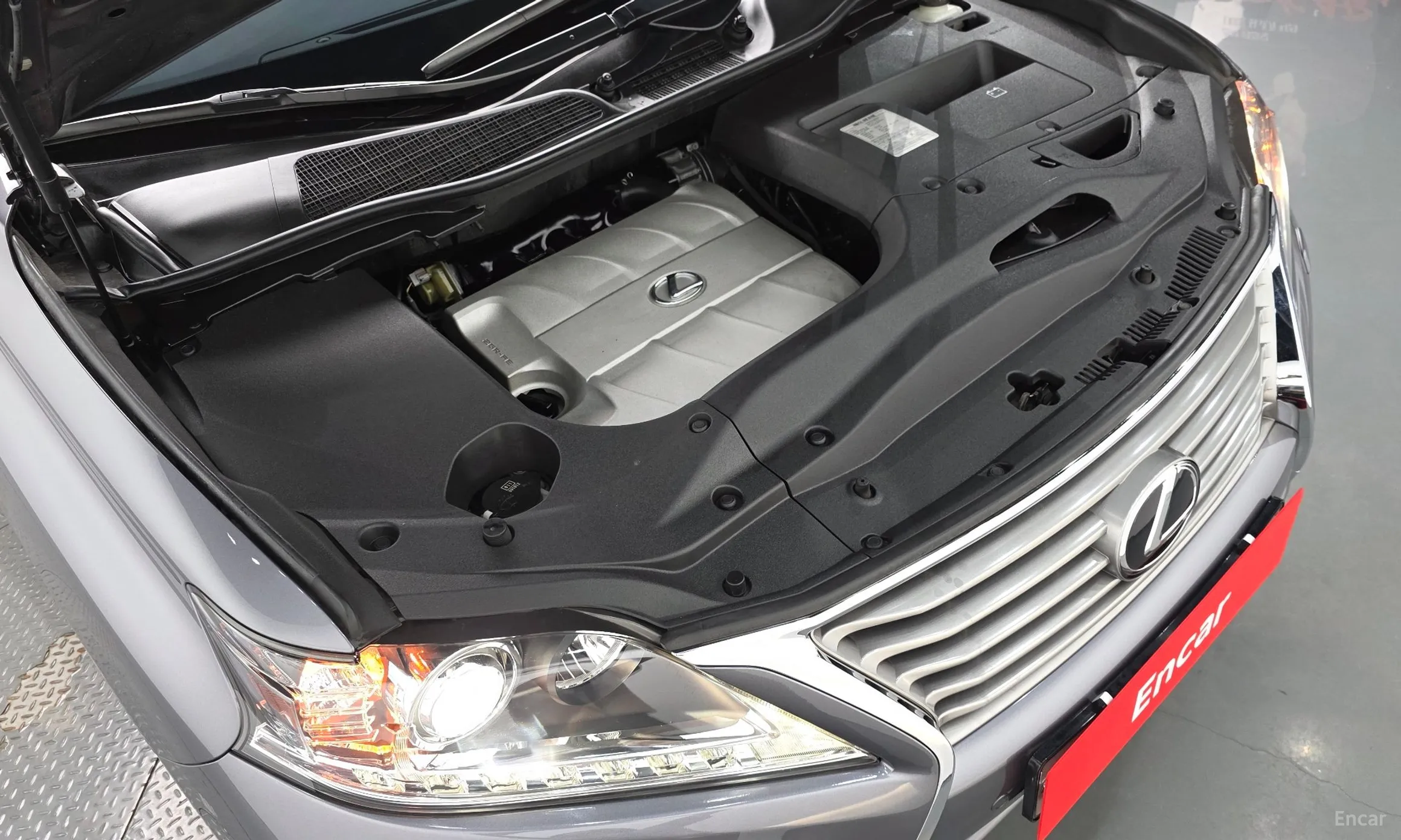 Lexus RX350 превью 6
