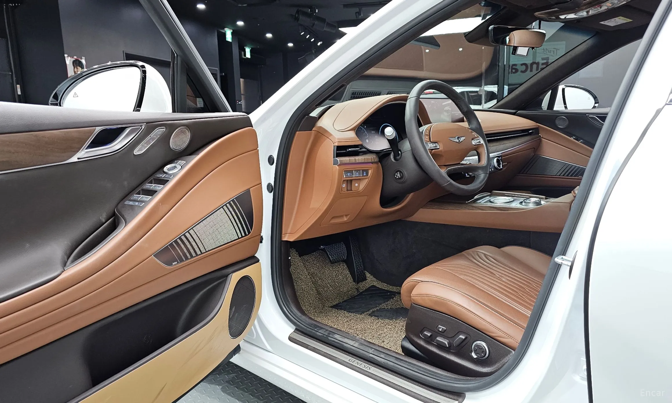 Genesis G80 (RG3) превью 10