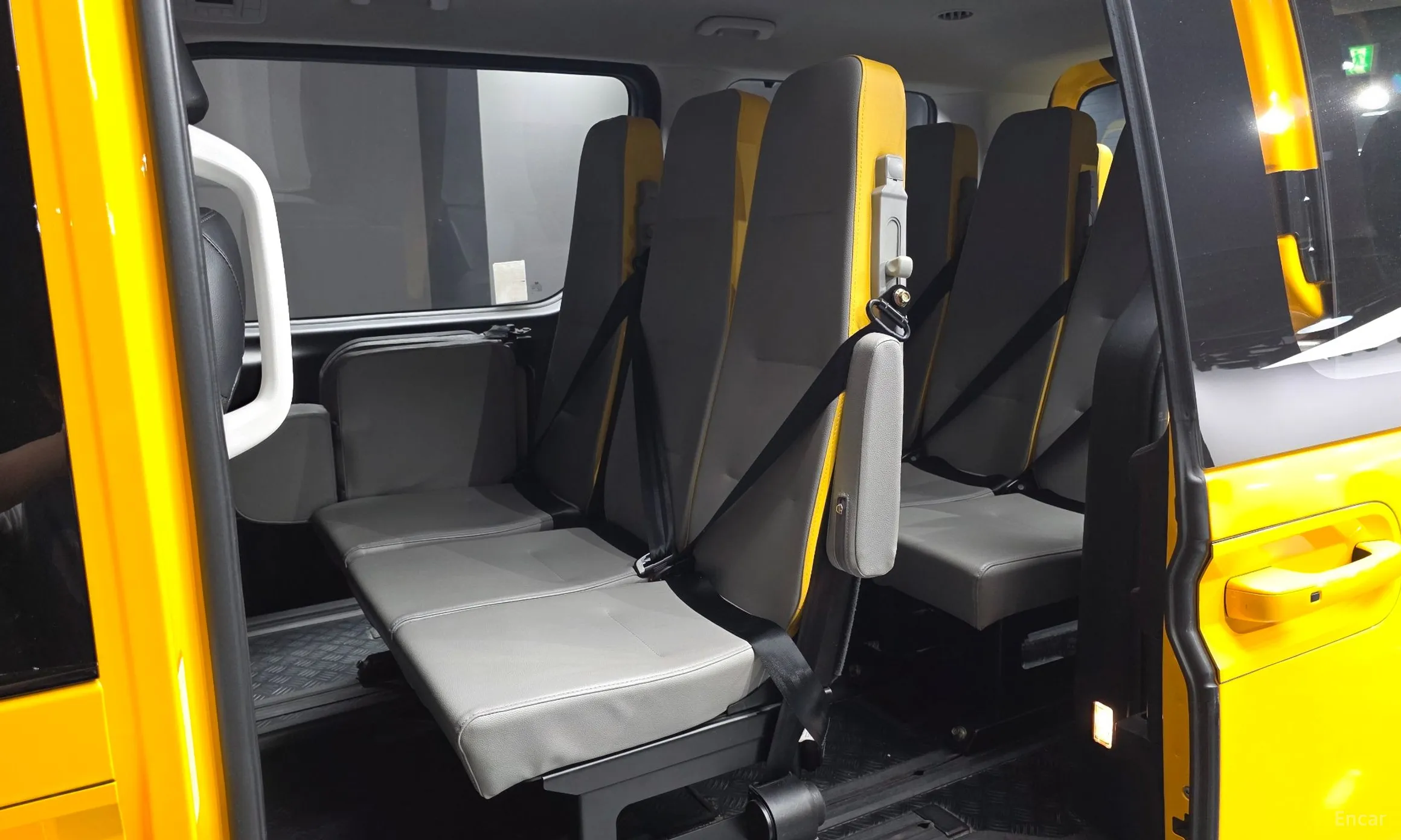 Hyundai Staria превью 12
