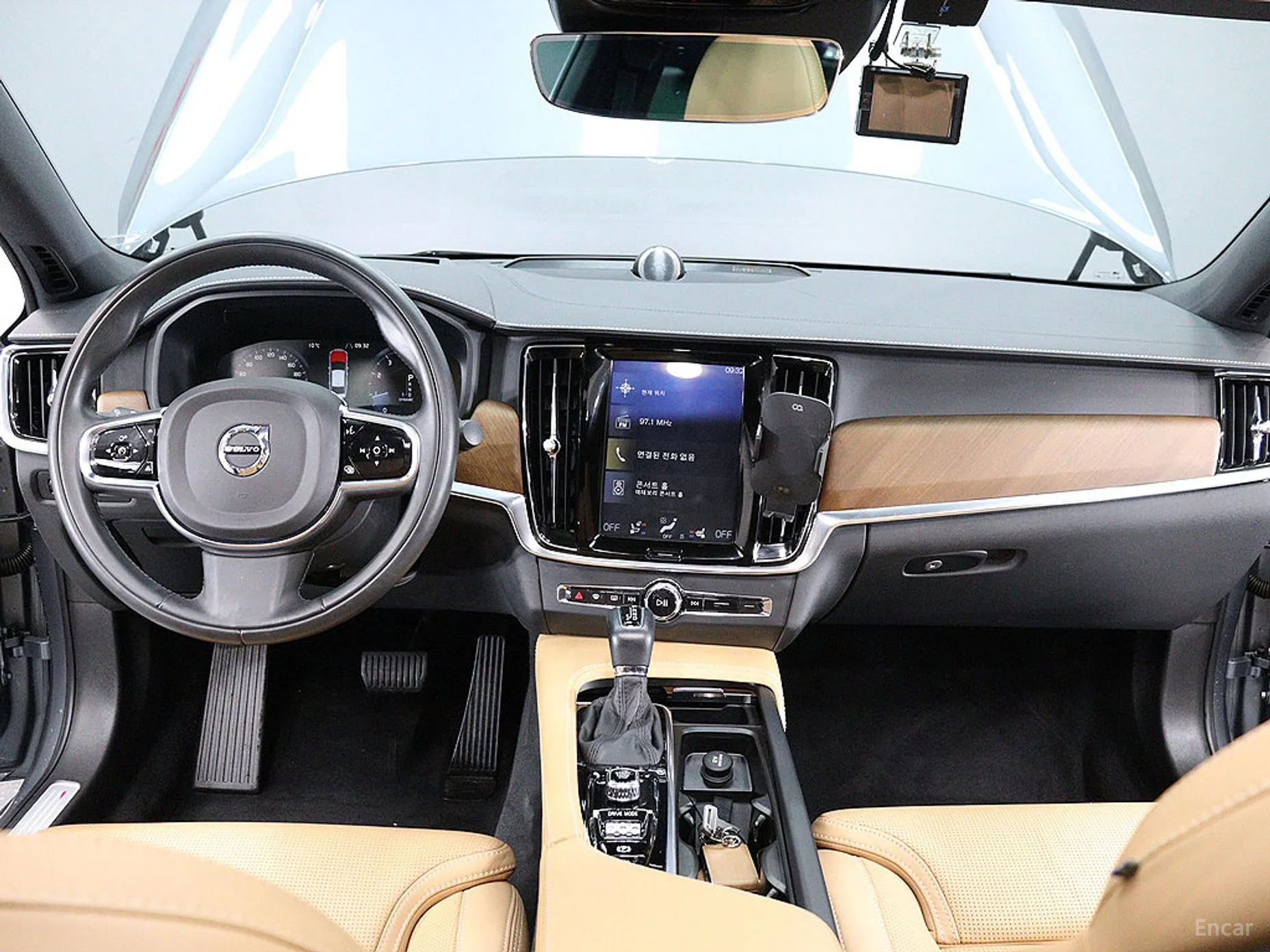 Volvo S90 превью 13