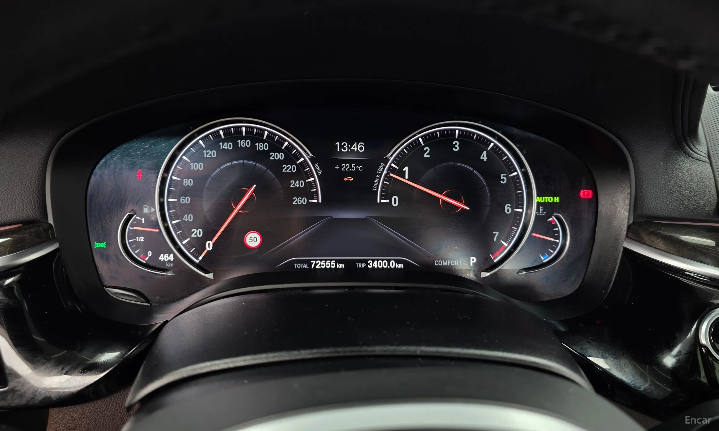 BMW 5 Series (G30) превью 8