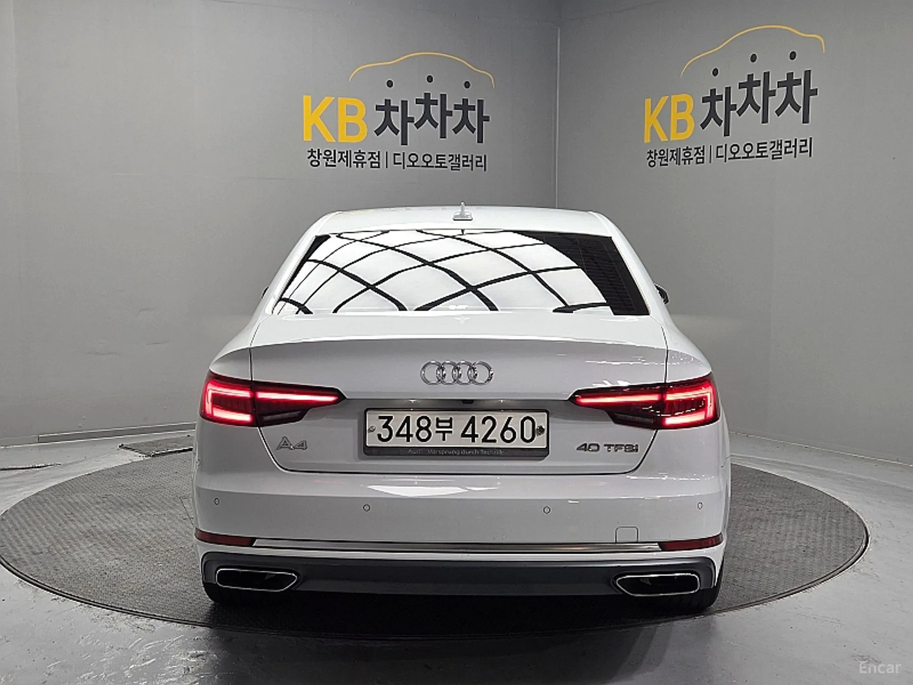 Audi A4 (B9) превью 6