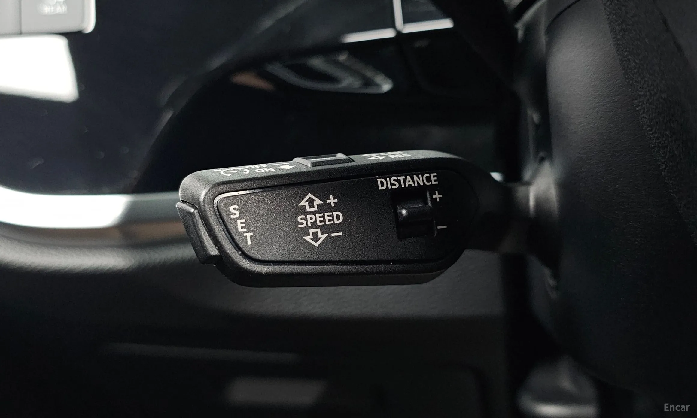 Audi Q3 (F3) превью 14