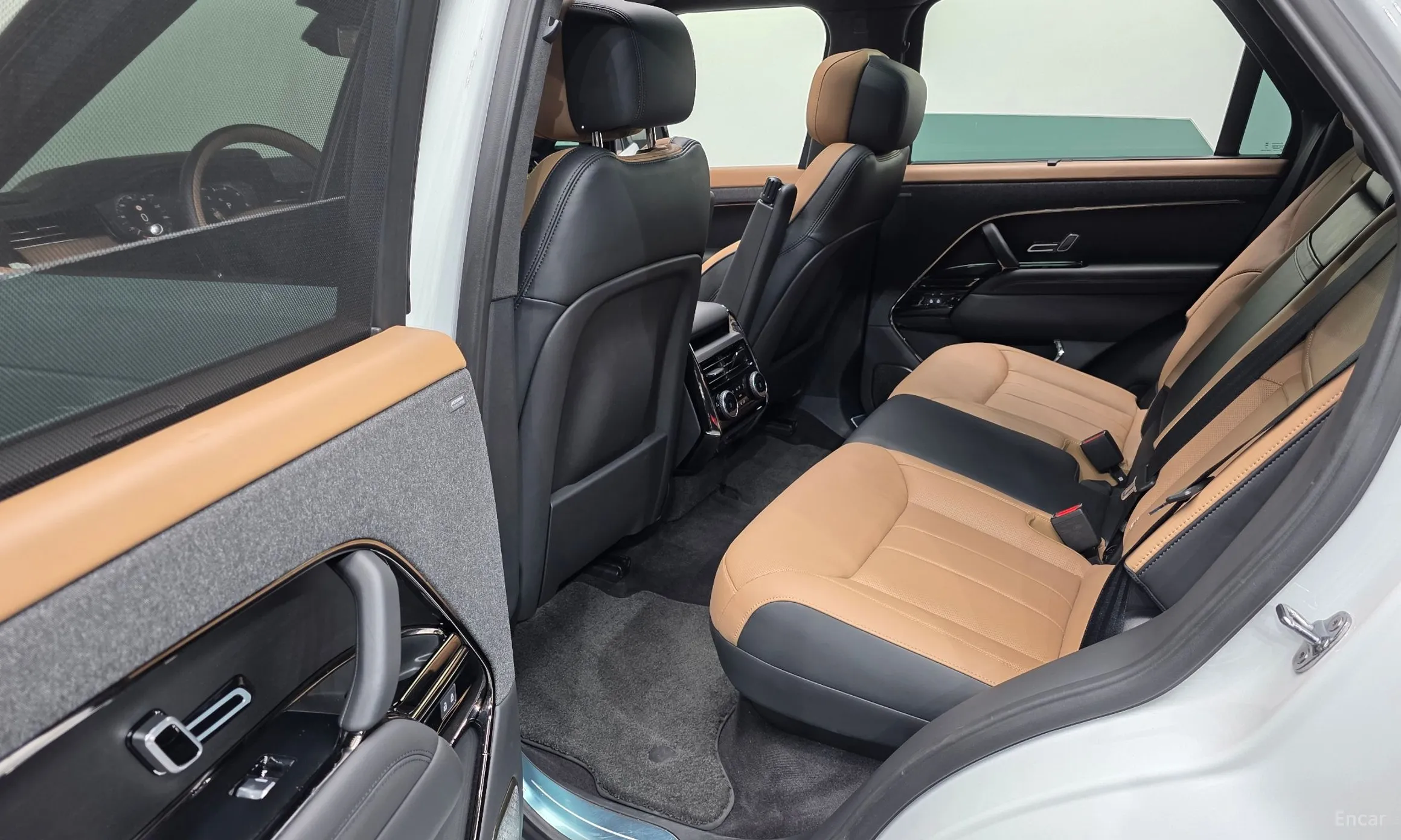 Land Rover Range Rover Sport 3rd Generation превью 12
