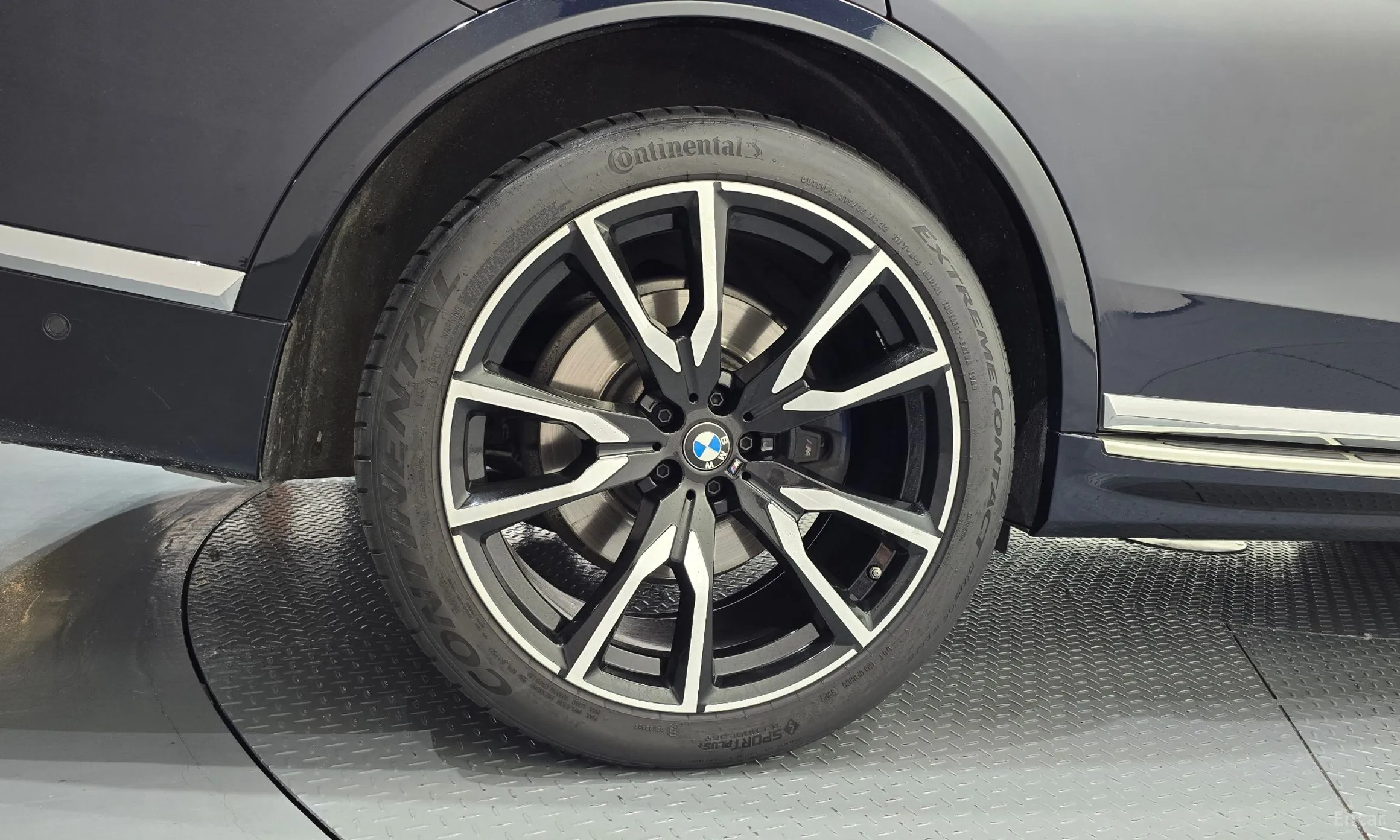 BMW X7 (G07) превью 5