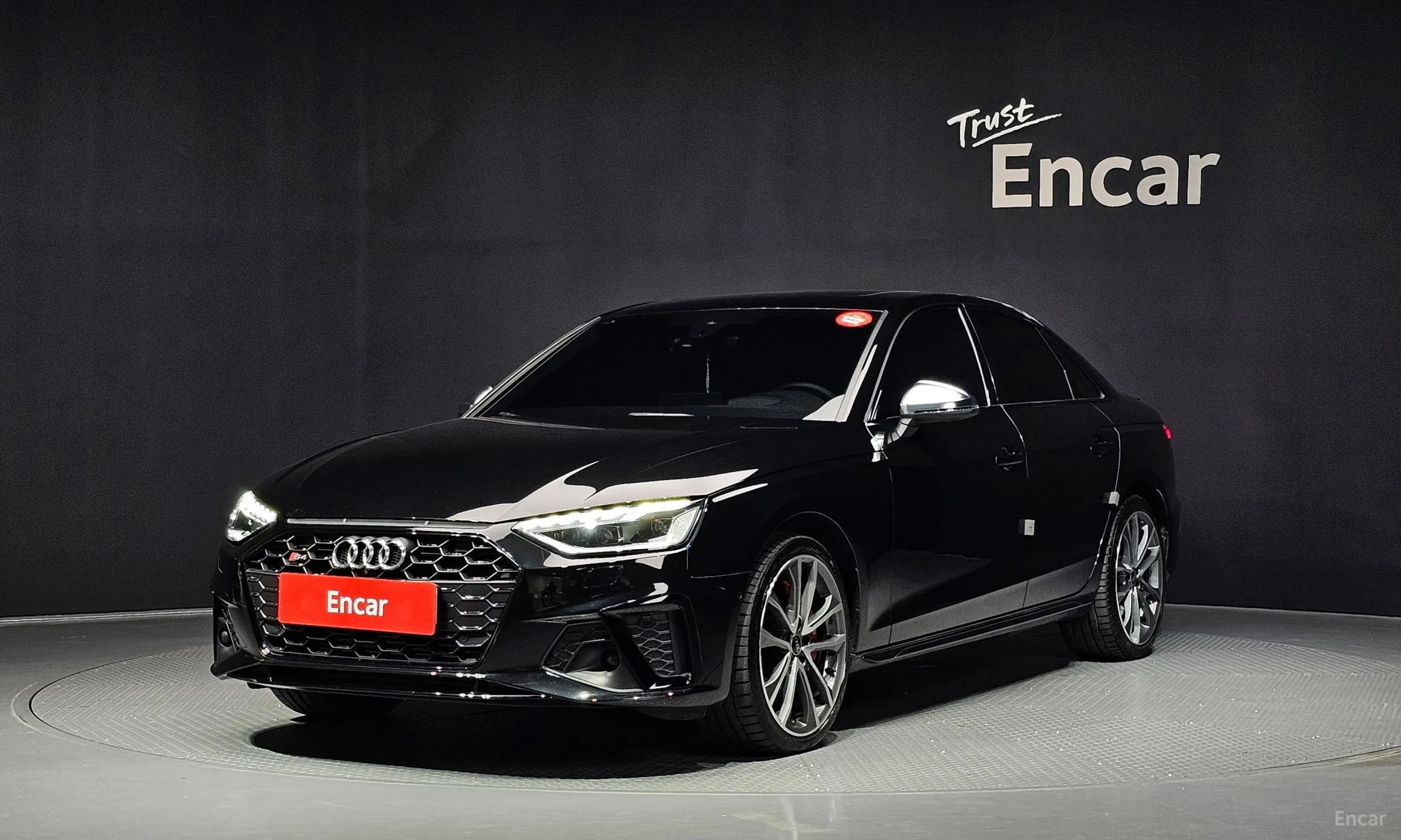 S4 (B9)