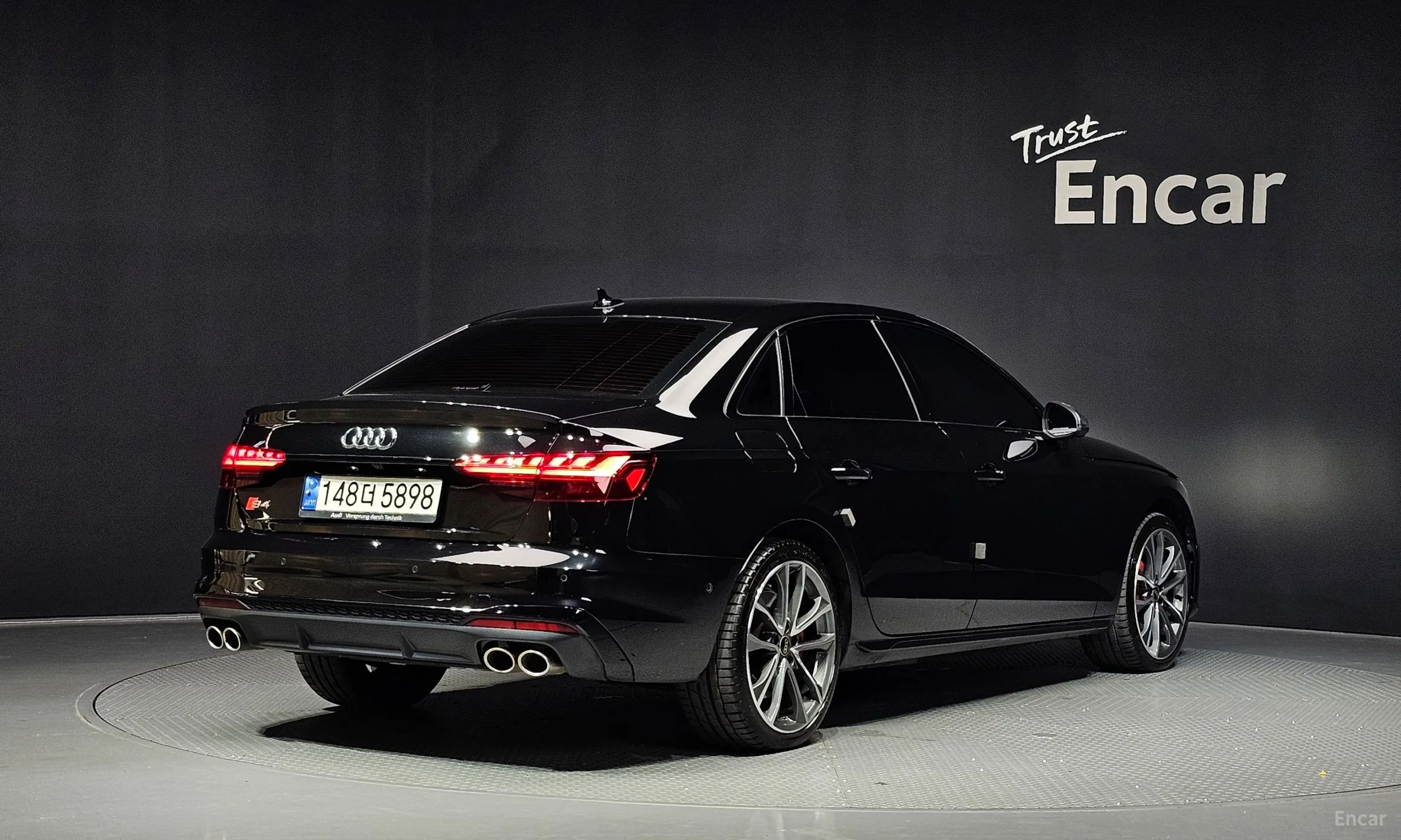 Audi S4 (B9) превью 2