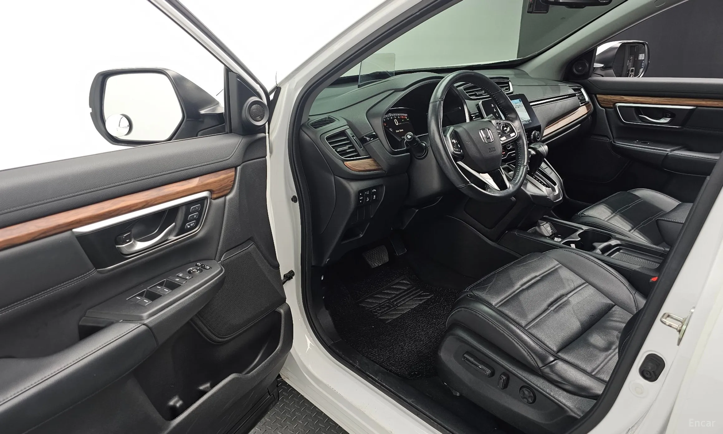 Honda CR-V 5th generation превью 11