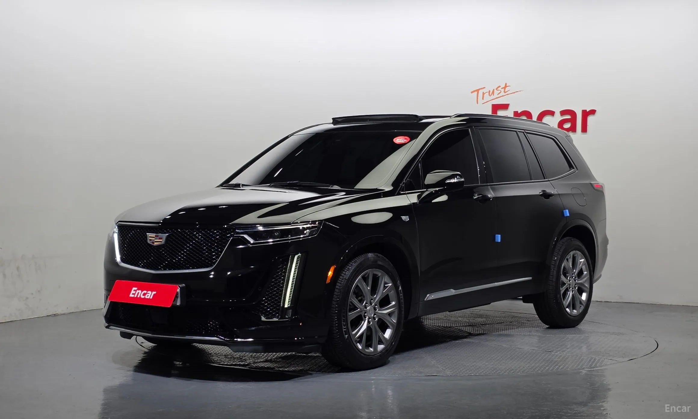 XT6