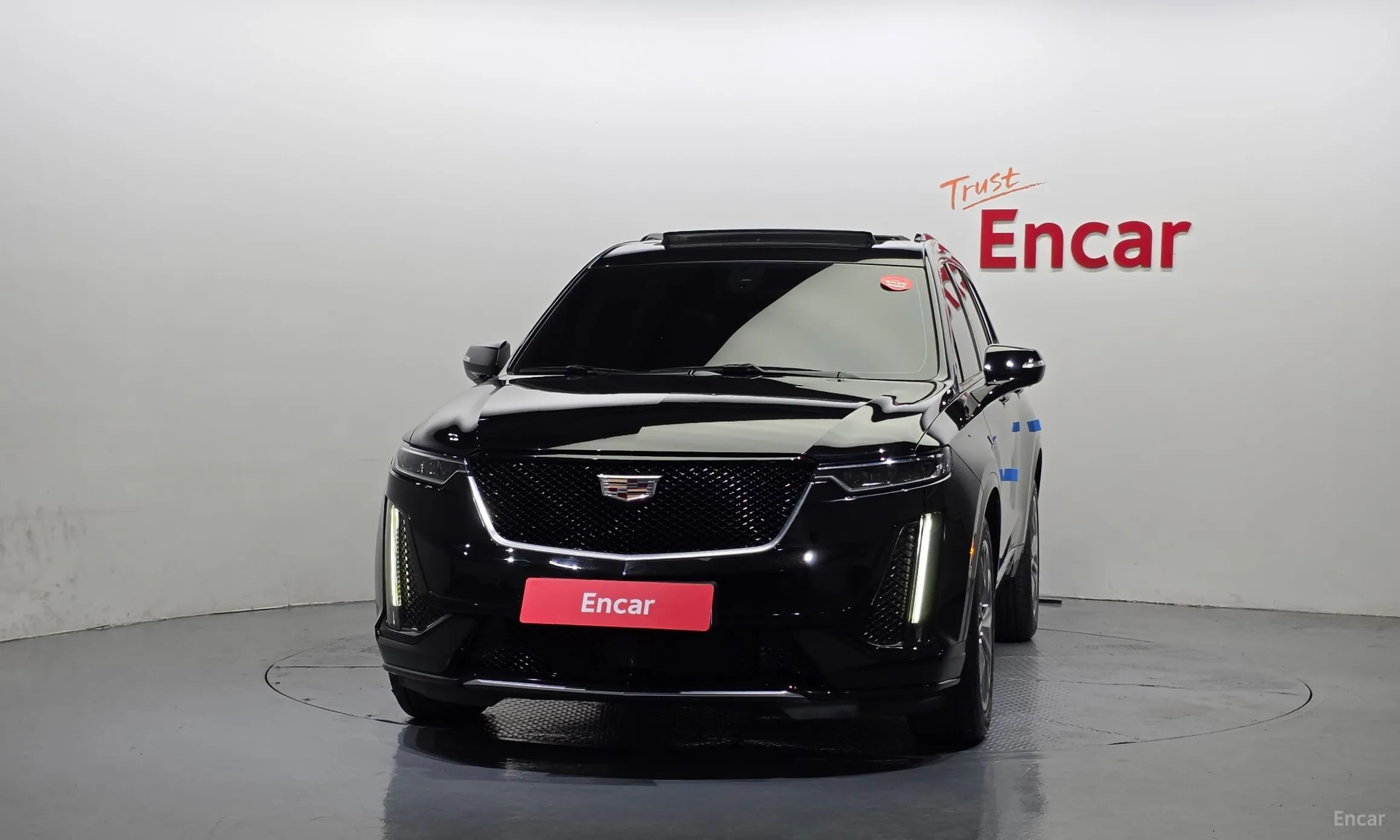 Cadillac XT6 превью 3