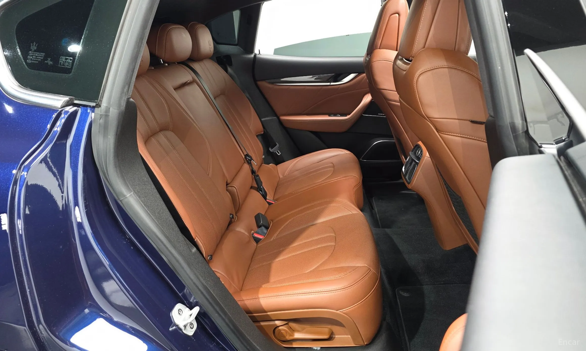 Maserati Levante превью 11