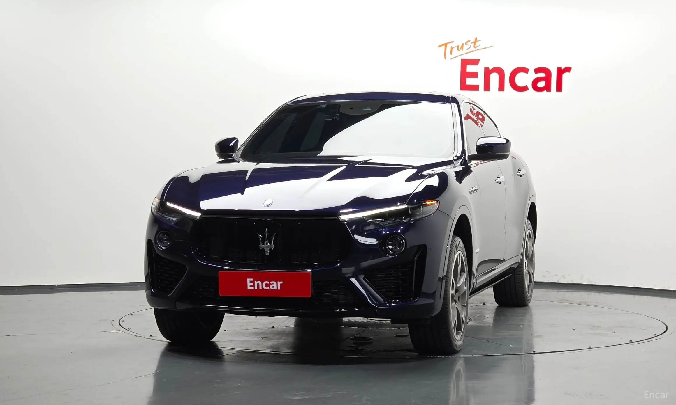 Maserati Levante превью 3