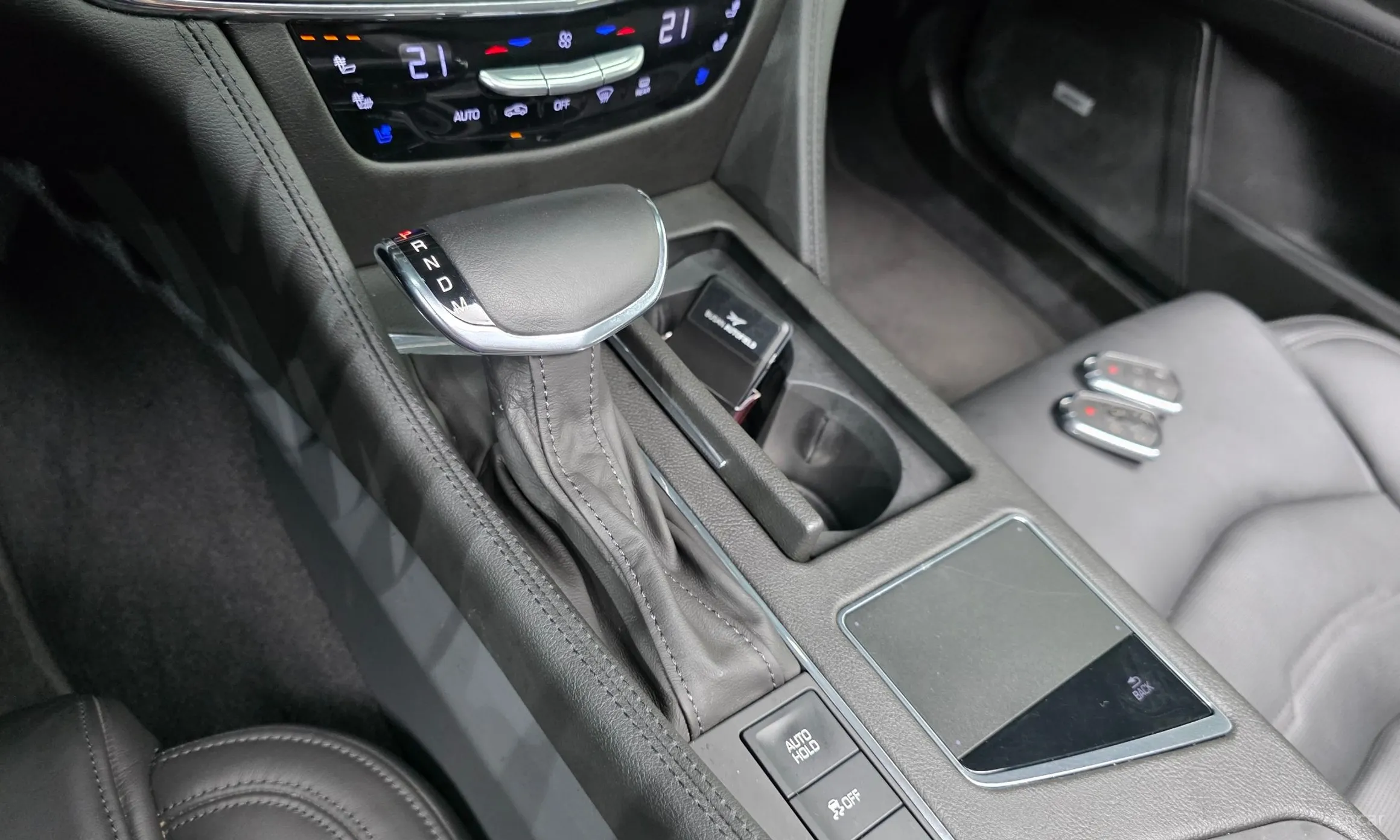 Cadillac CT6 превью 9