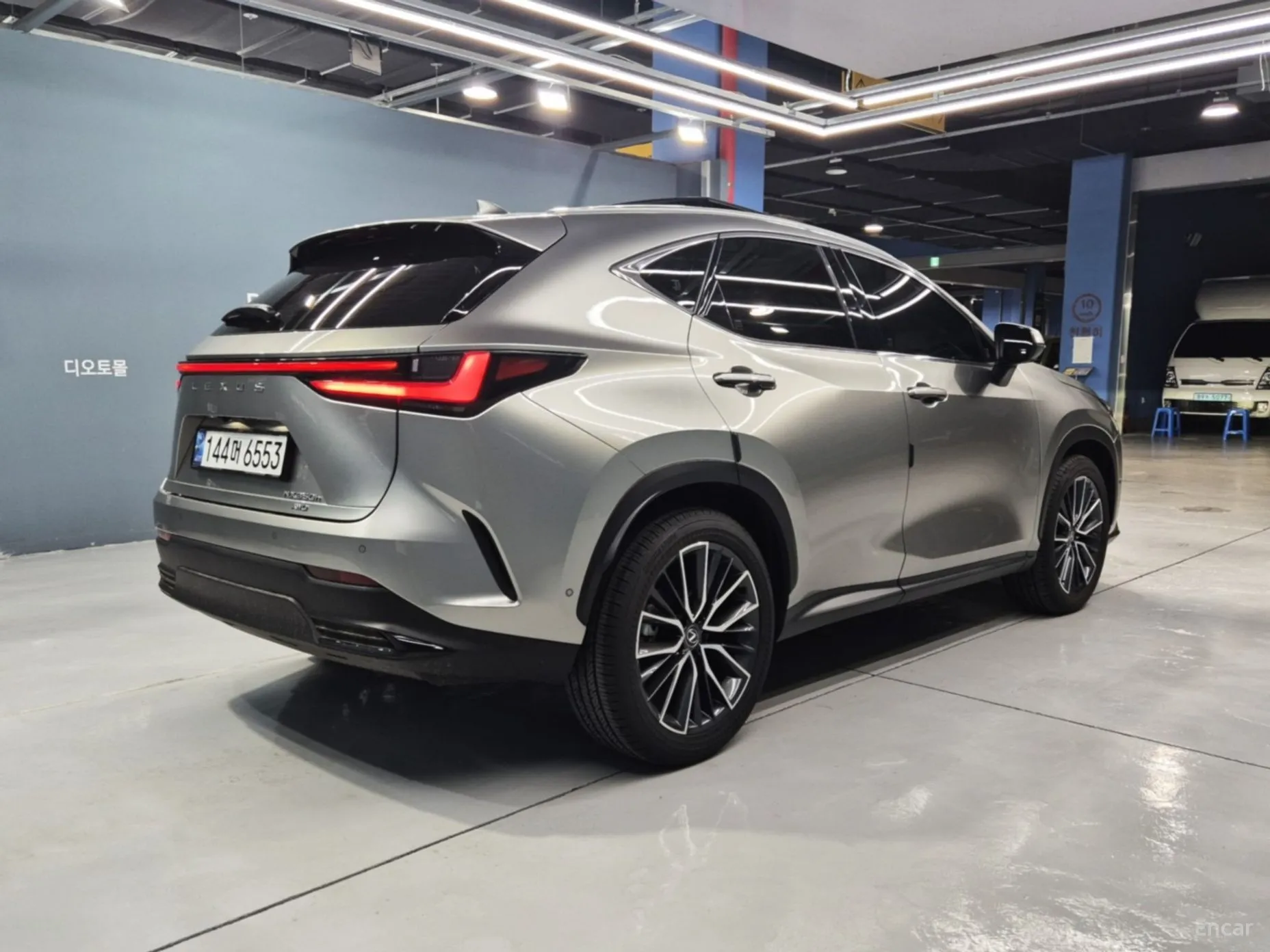 Lexus NX350h Gen 2 превью 3