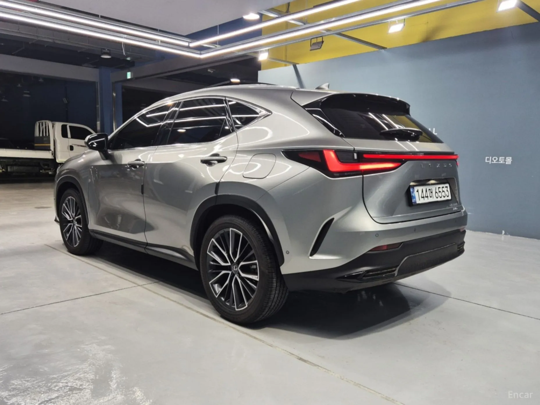 Lexus NX350h Gen 2 превью 5