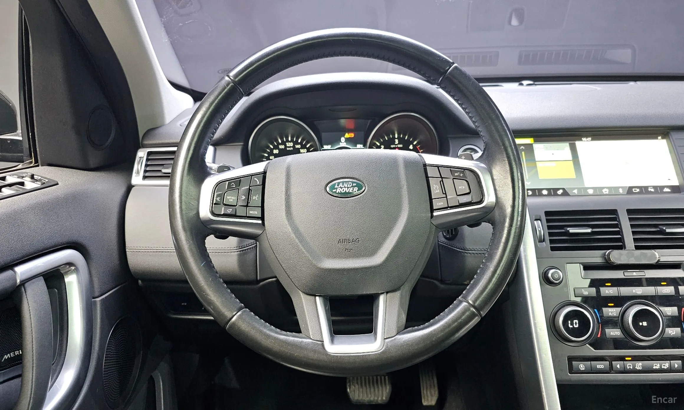 Land Rover Discovery Sports превью 12