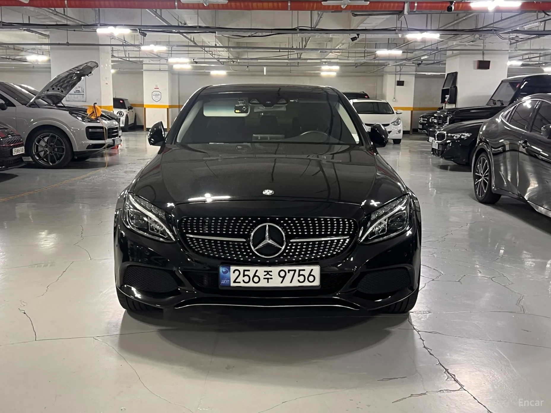 Mercedes Benz C-Class W205