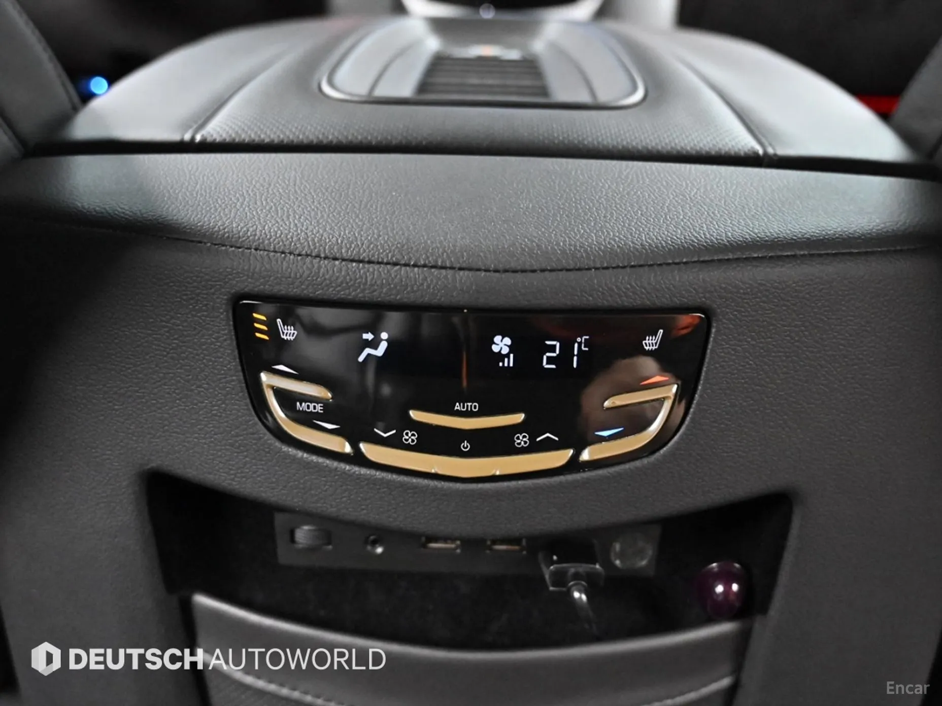 Cadillac Escalade превью 16