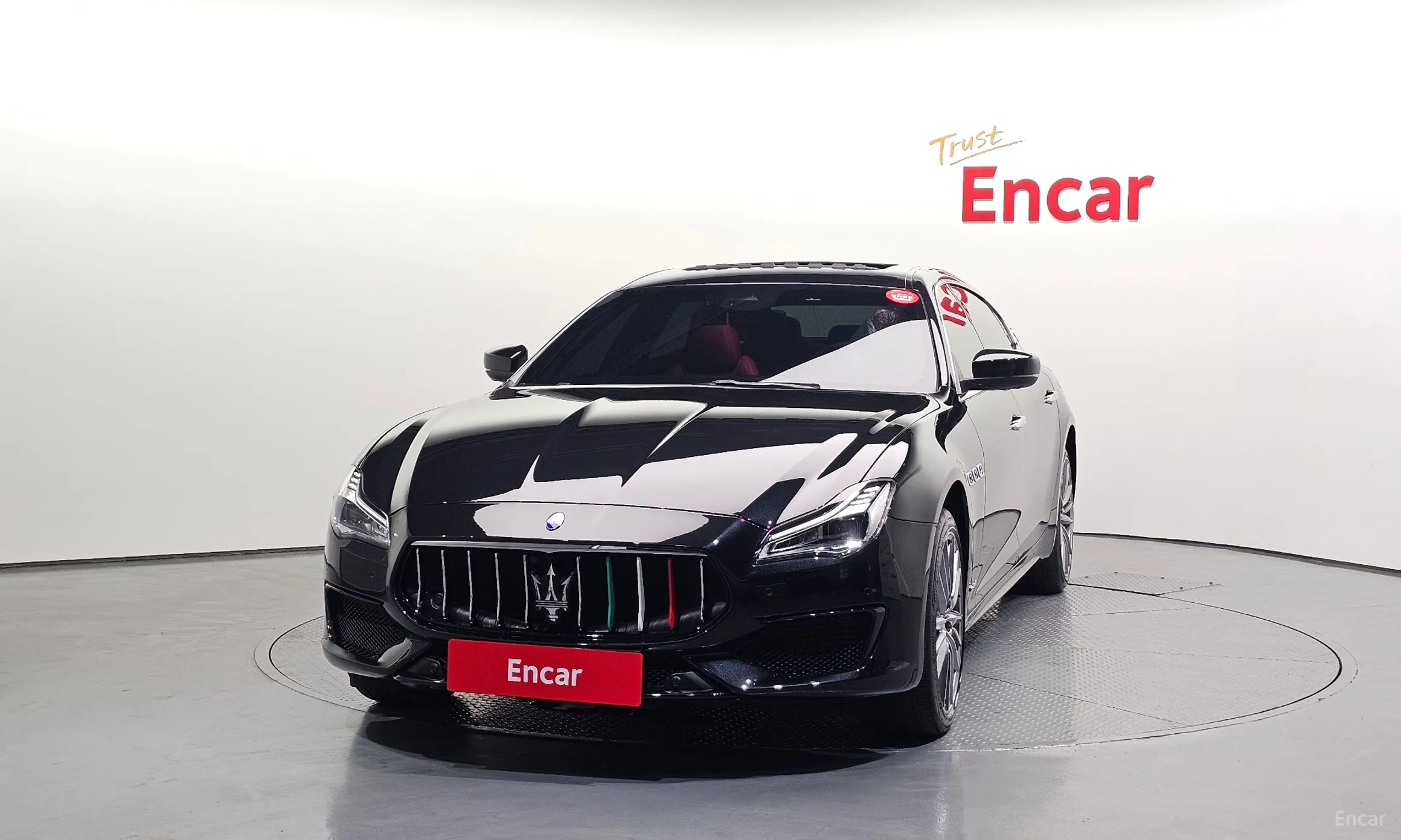 Maserati Quattroporte превью 3