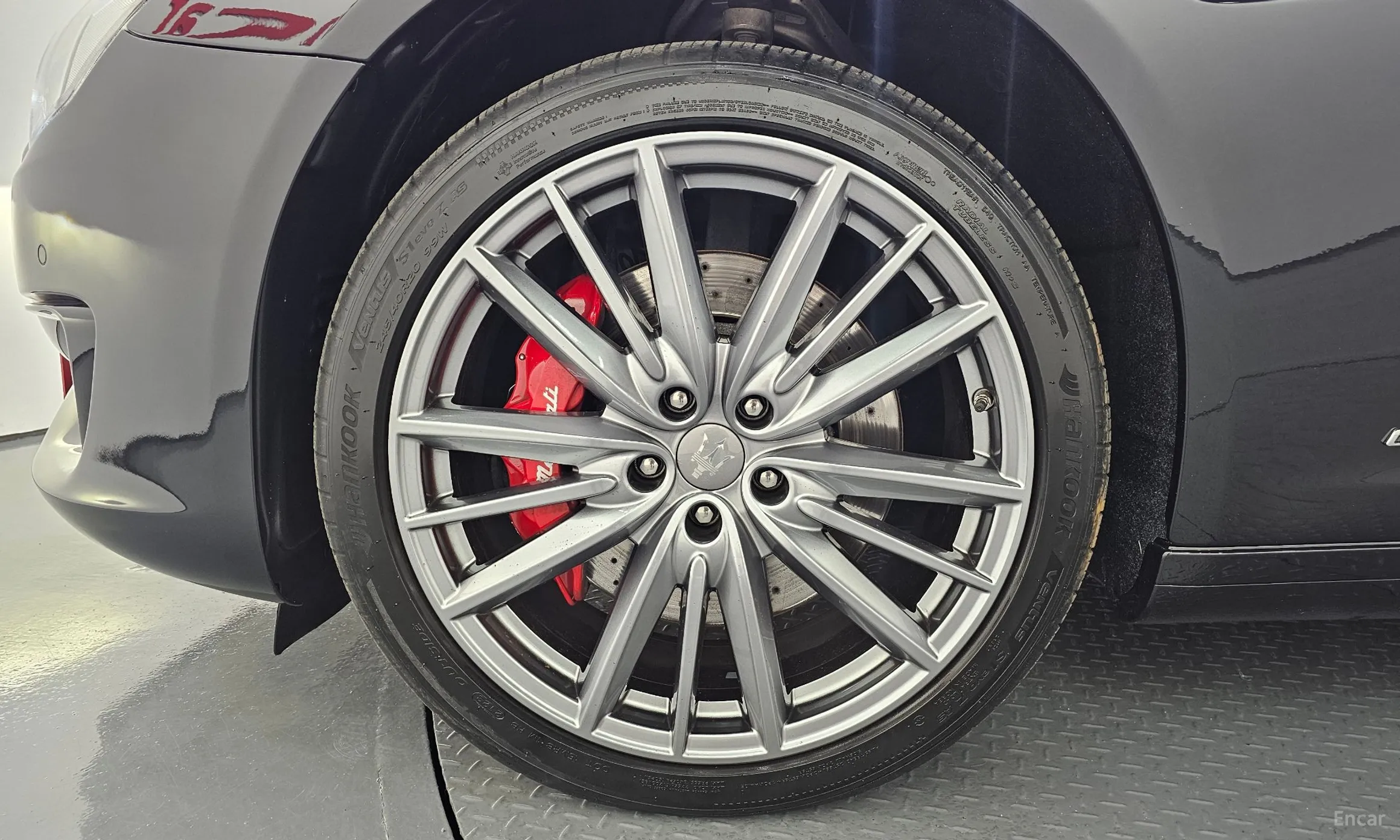 Maserati Quattroporte превью 5