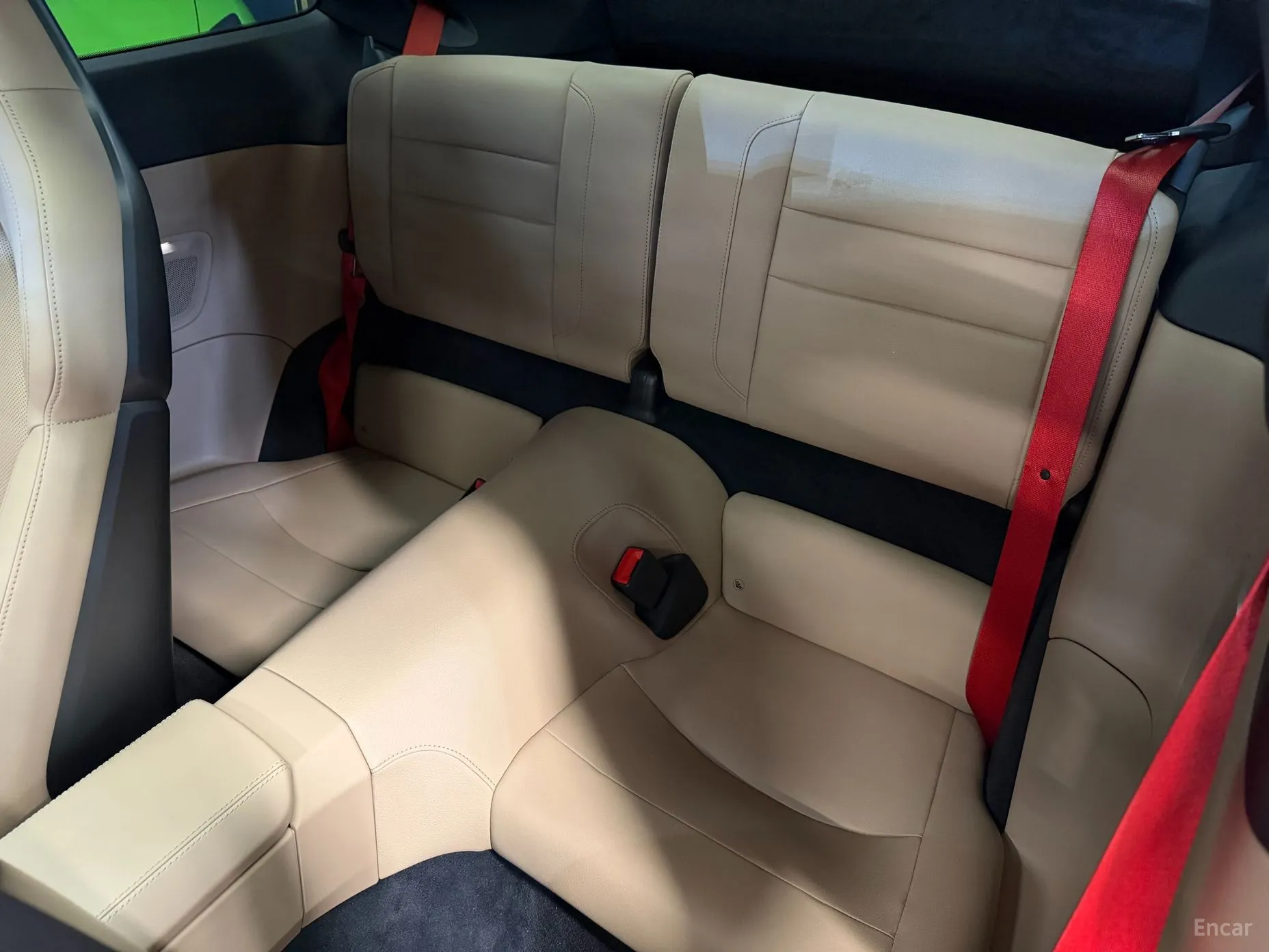 Porsche 911 (992) превью 15