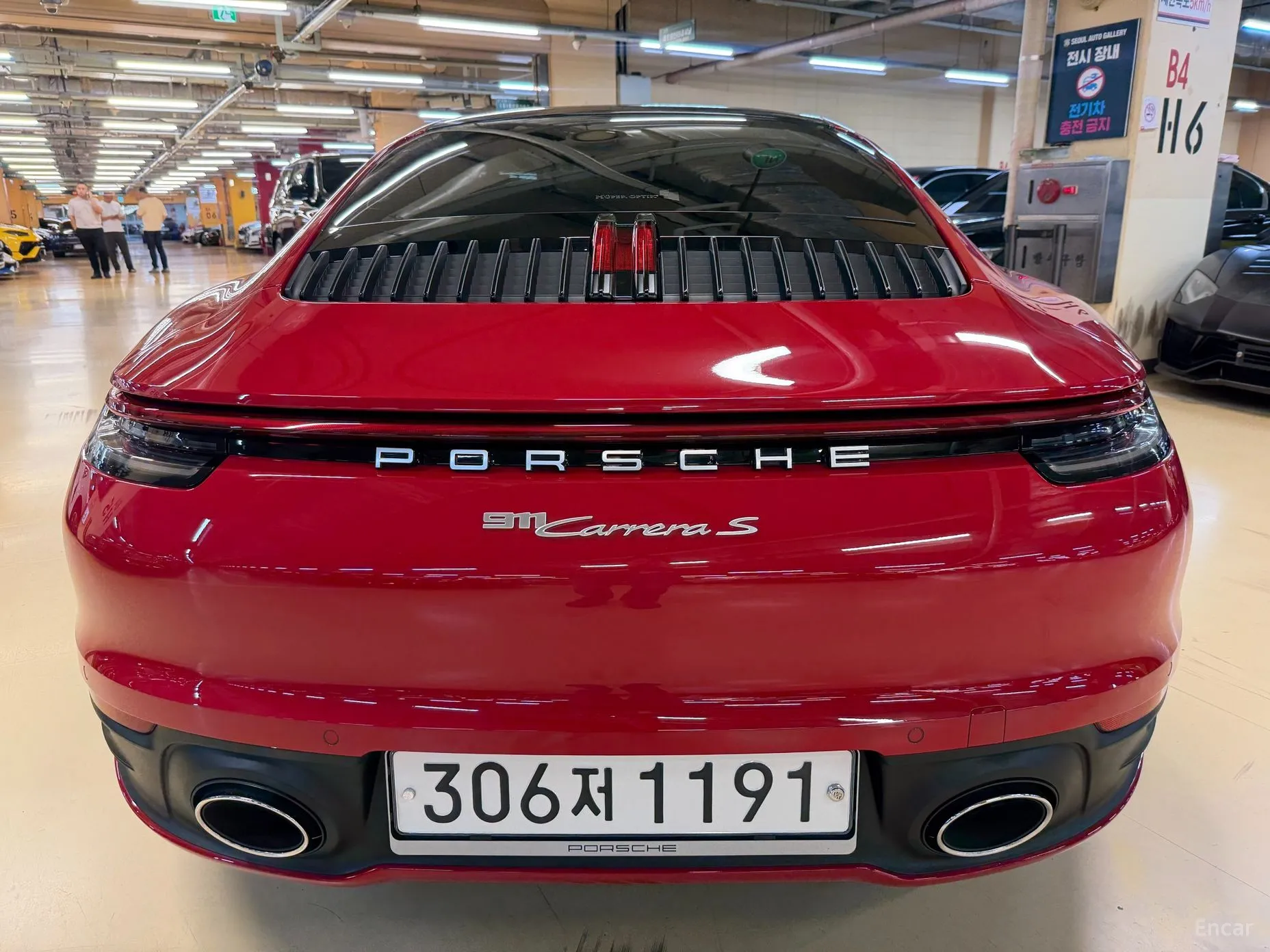 Porsche 911 (992) превью 5