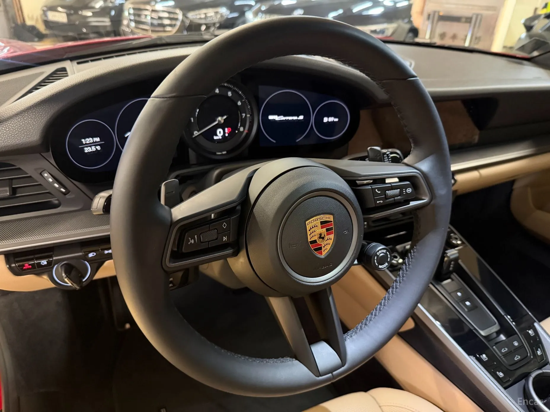 Porsche 911 (992) превью 9