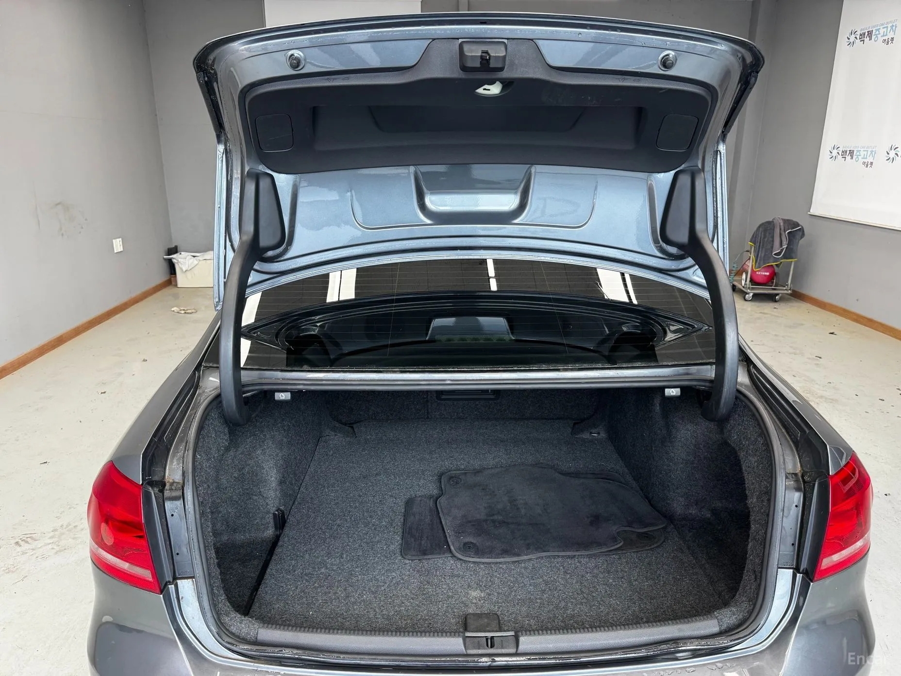 Volkswagen The New Passat превью 20