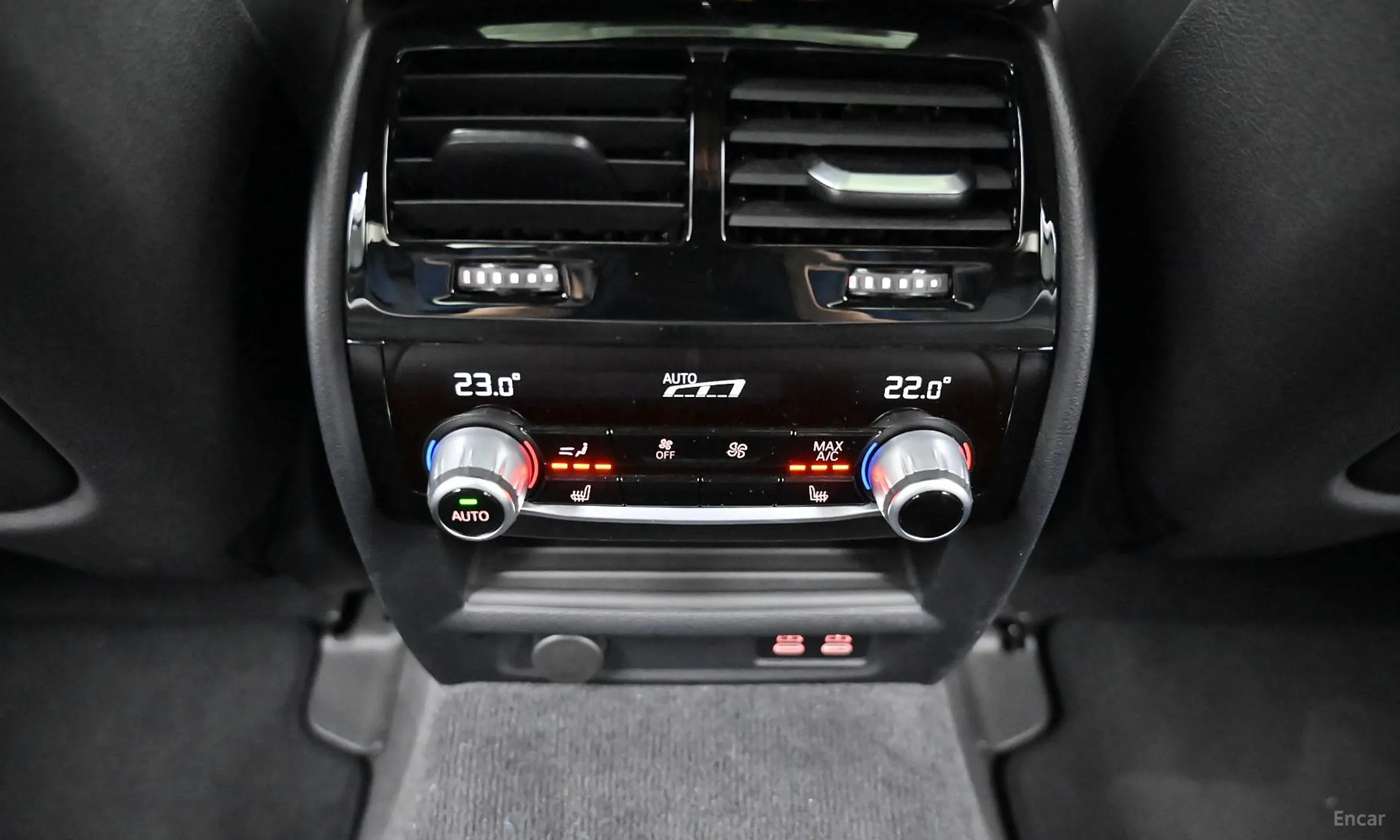BMW 5 Series (G30) превью 16