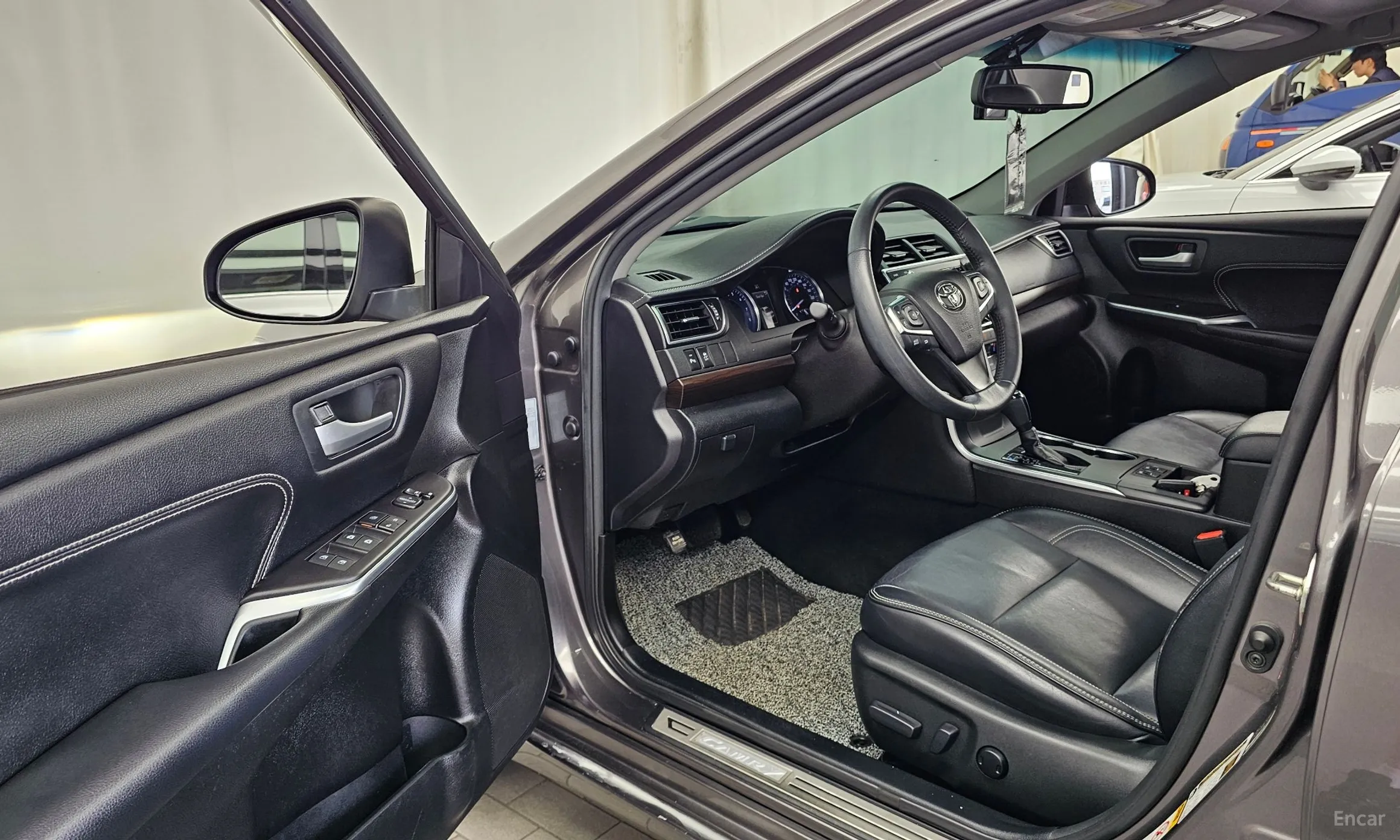Toyota New Camry превью 10