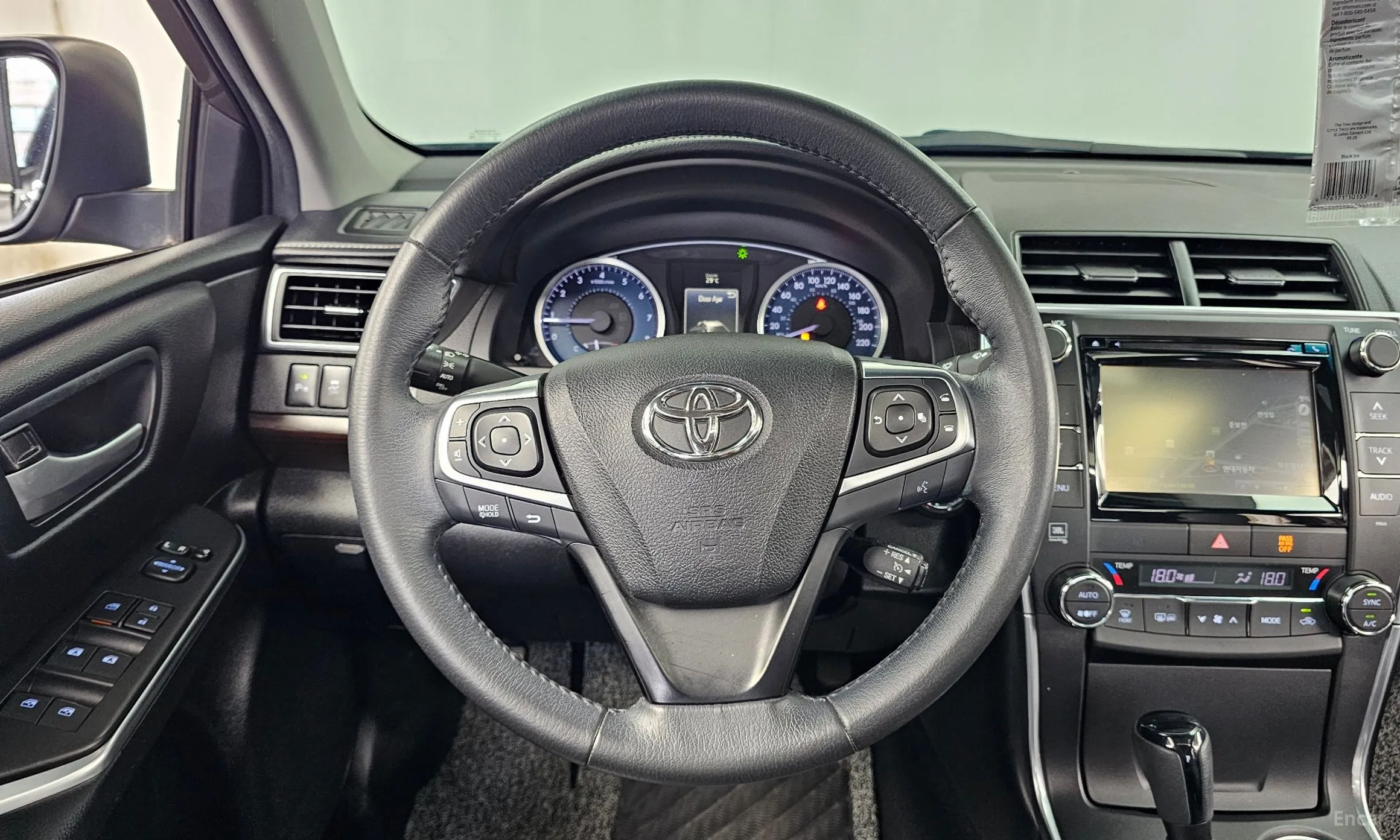 Toyota New Camry превью 13