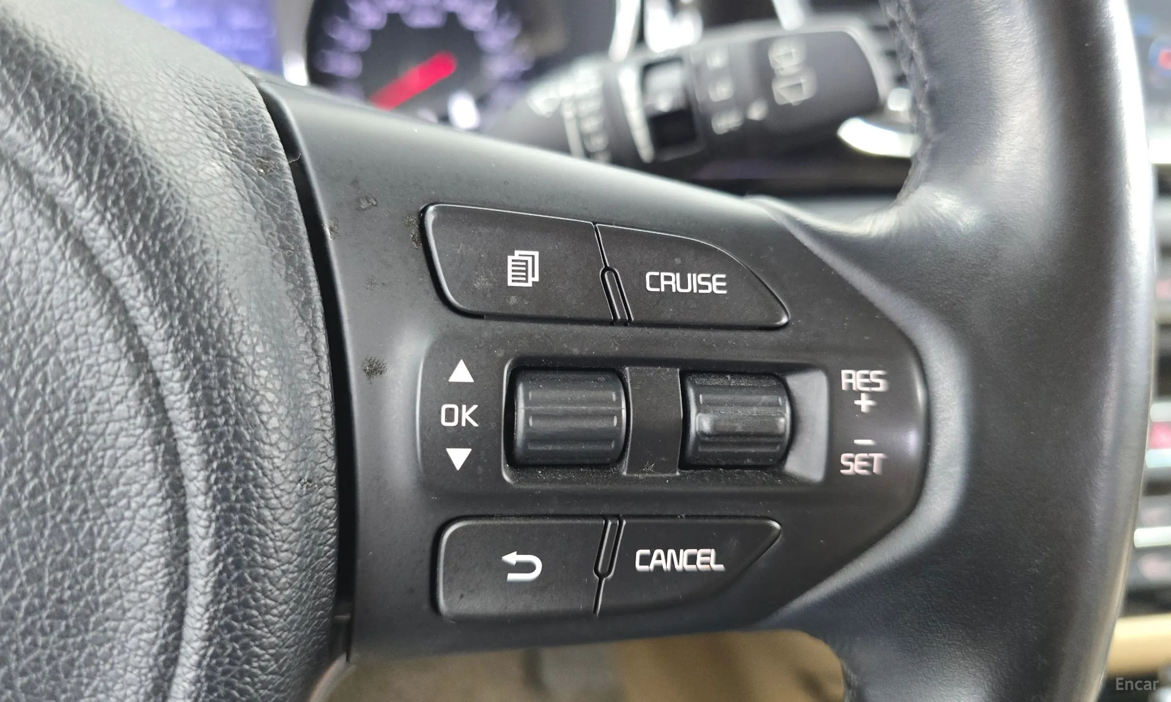 Kia Carnival превью 19