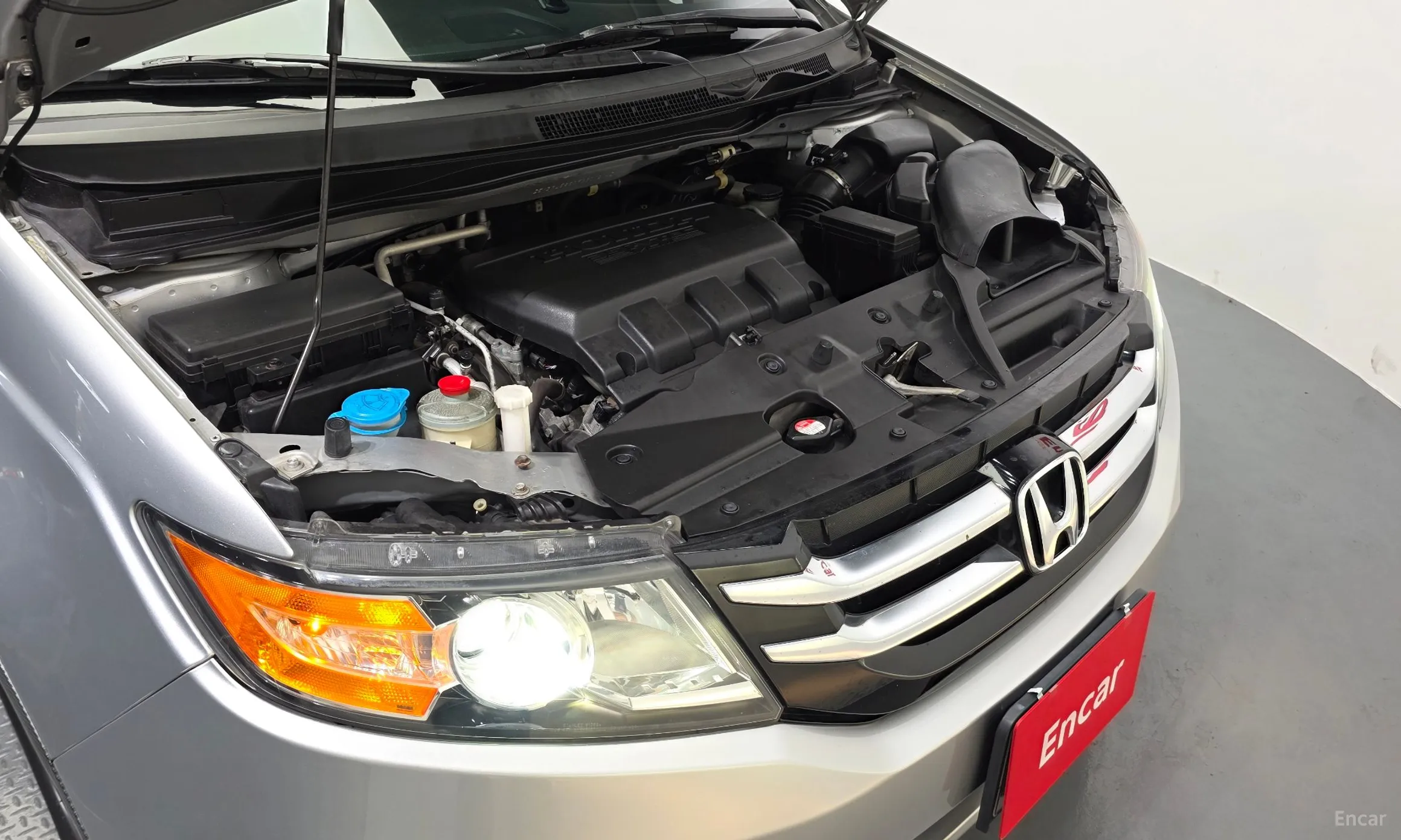 Honda Odyssey превью 6