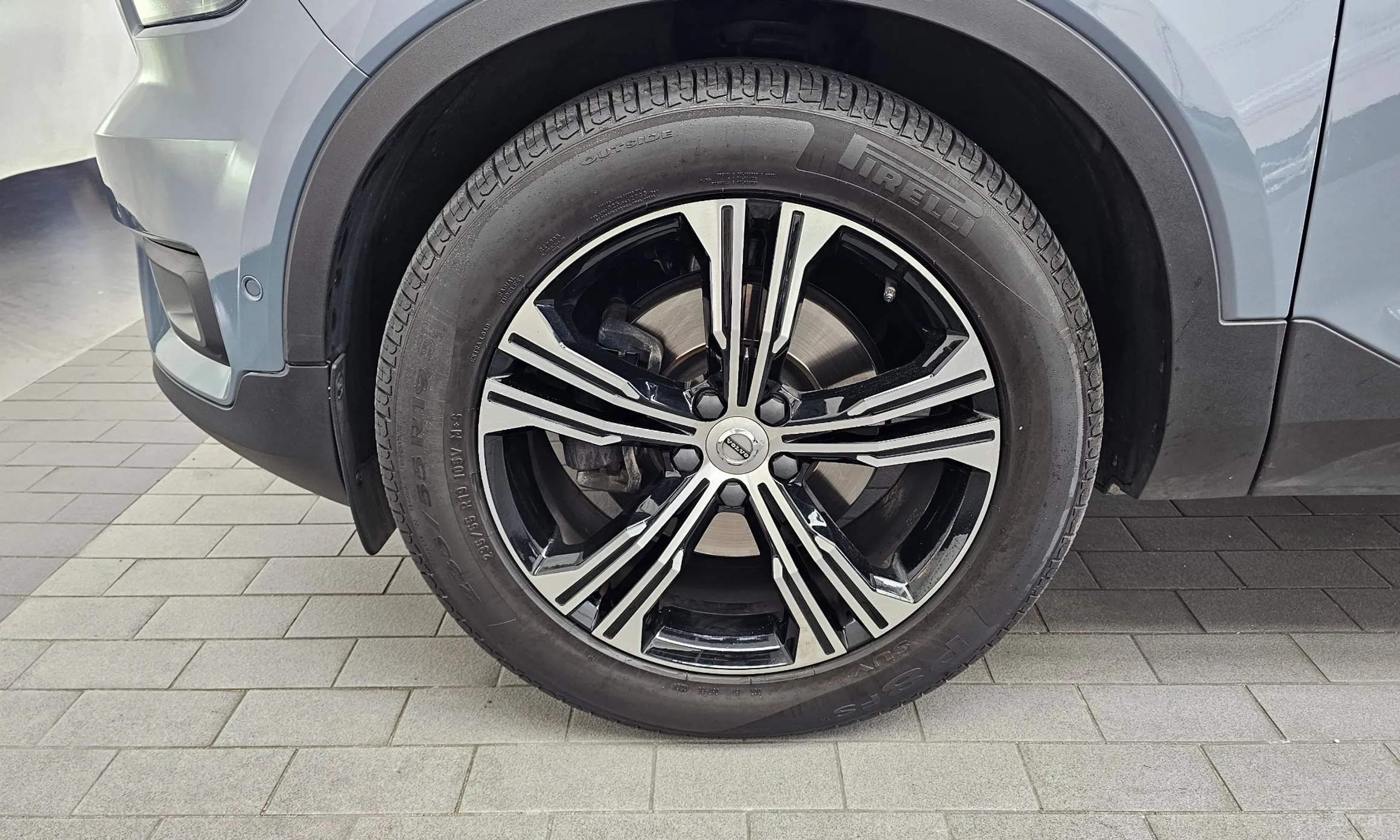 Volvo XC40 превью 5