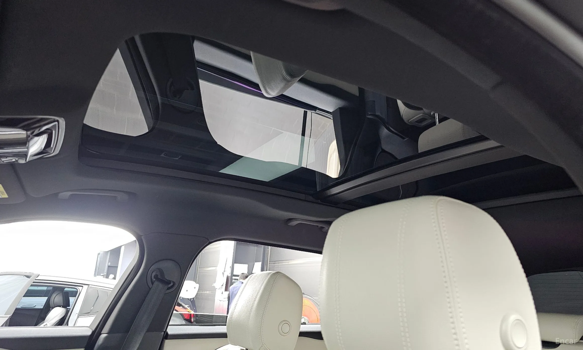 Land Rover Range Rover Bella превью 19