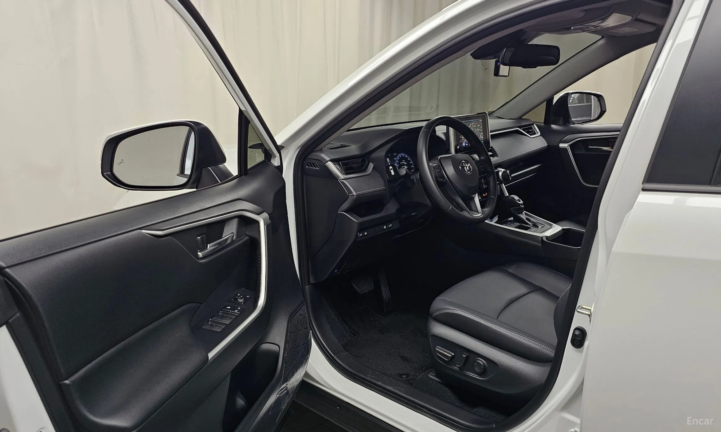 Toyota RAV4 5th Generation превью 10