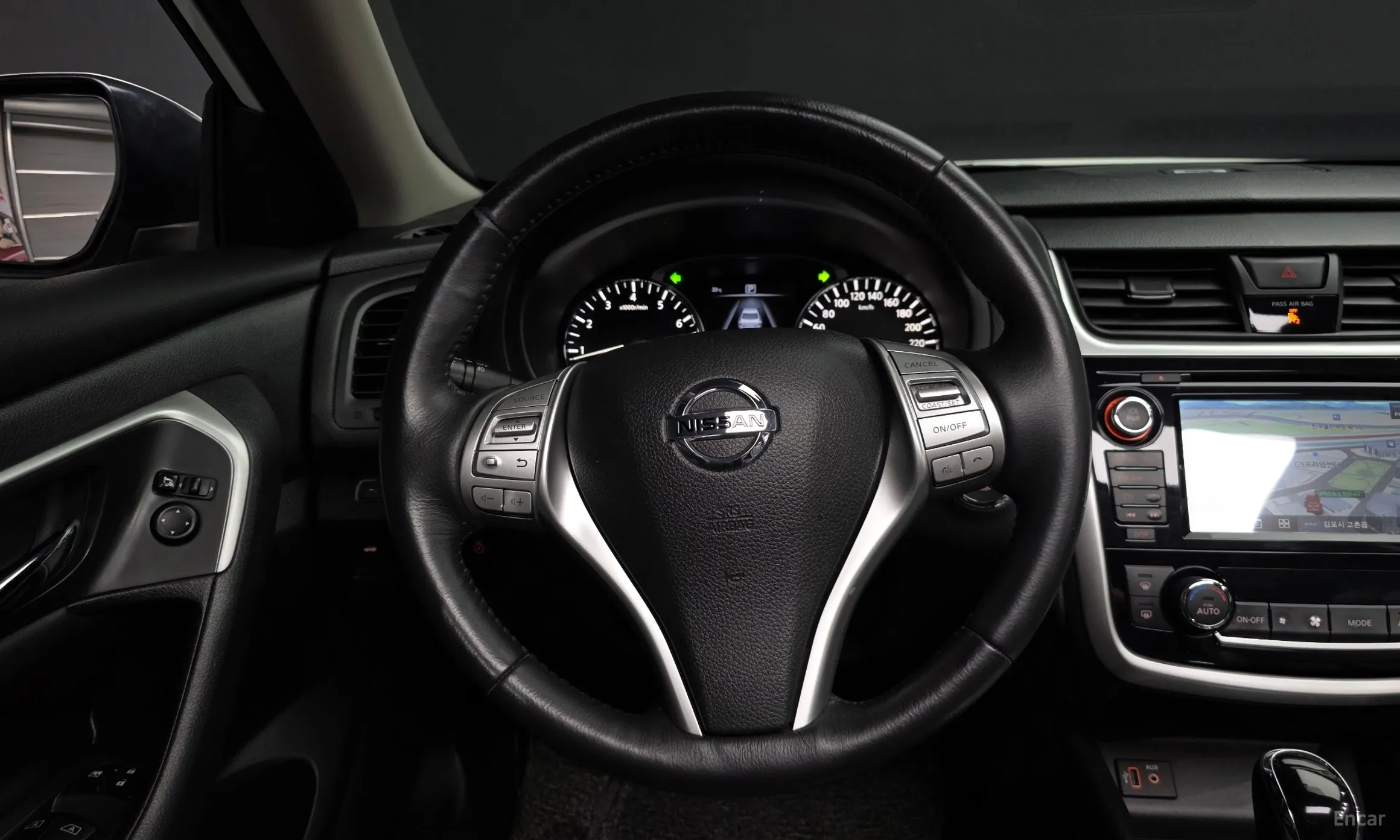 Nissan Altima превью 13