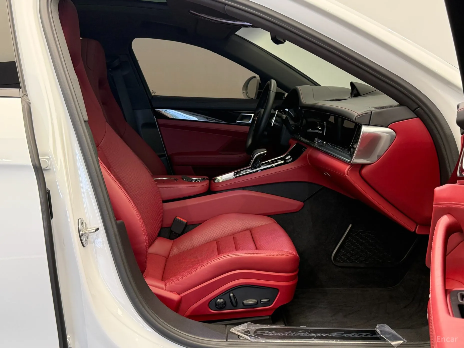 Porsche Panamera (971) превью 10