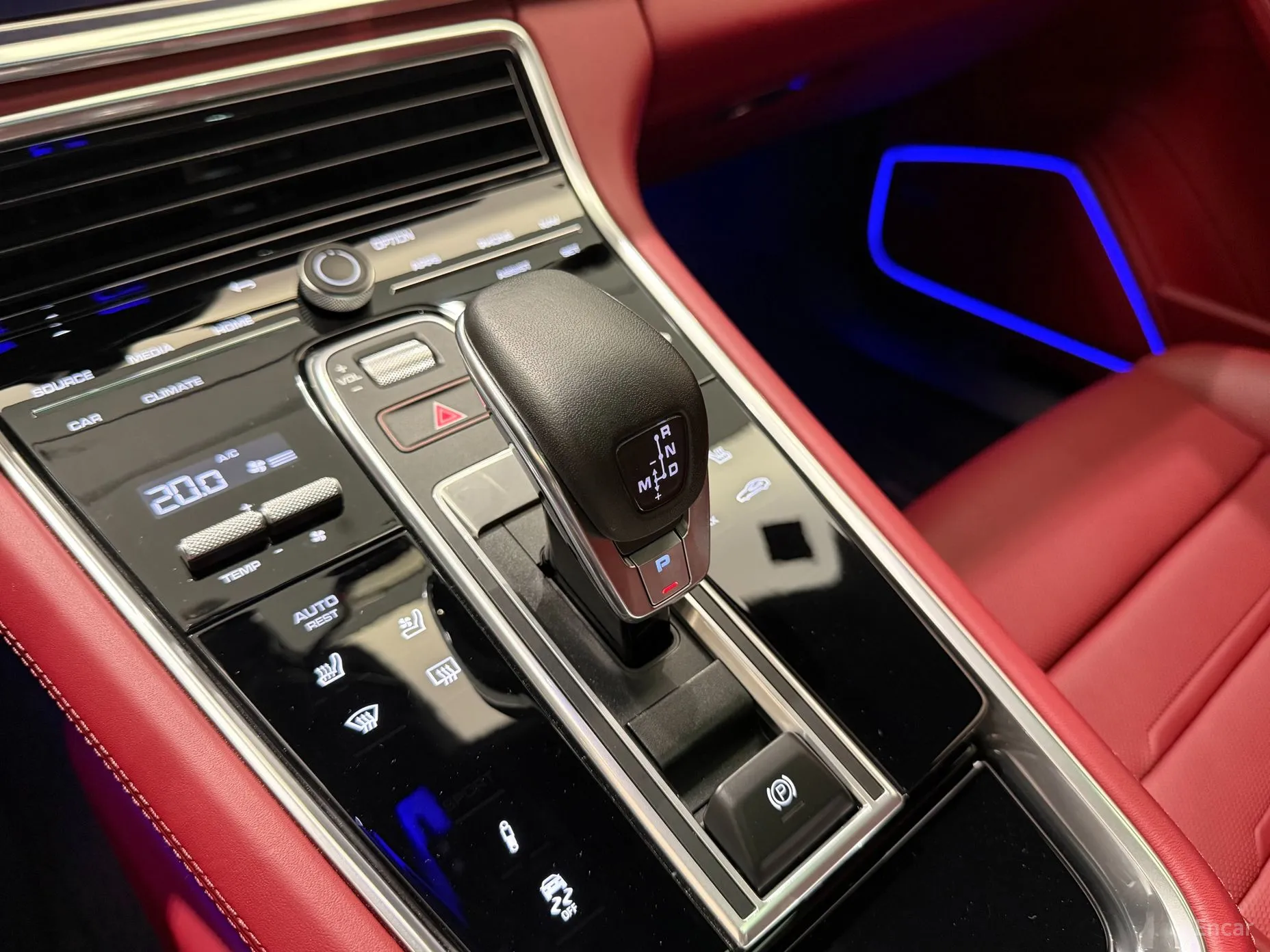 Porsche Panamera (971) превью 19