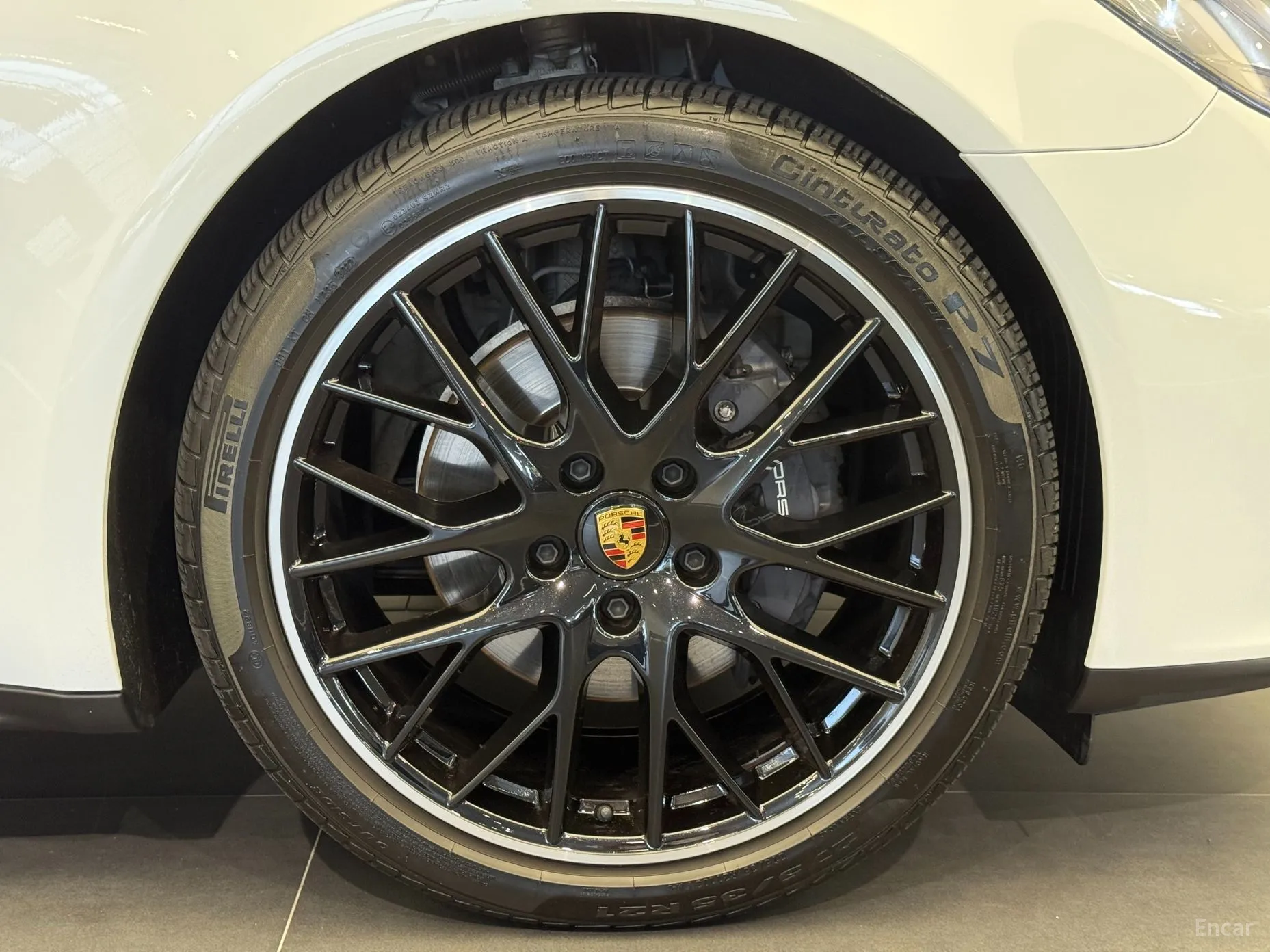 Porsche Panamera (971) превью 6