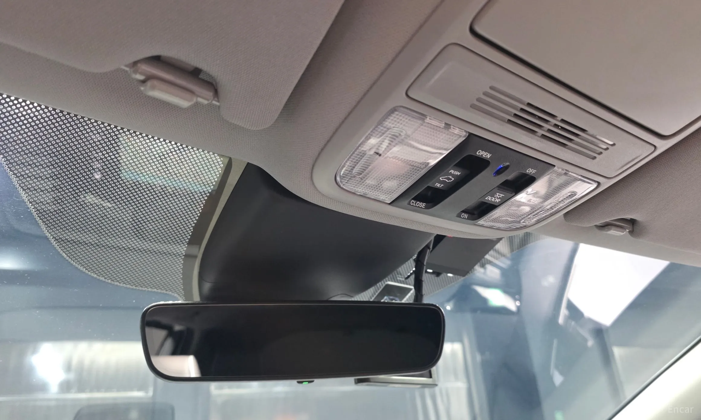 Honda Odyssey превью 16
