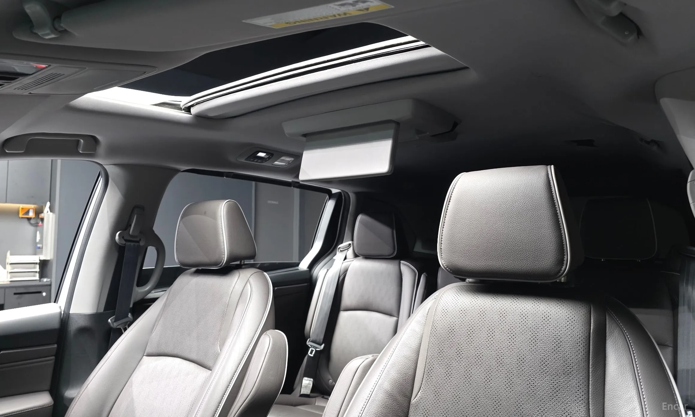 Honda Odyssey превью 17