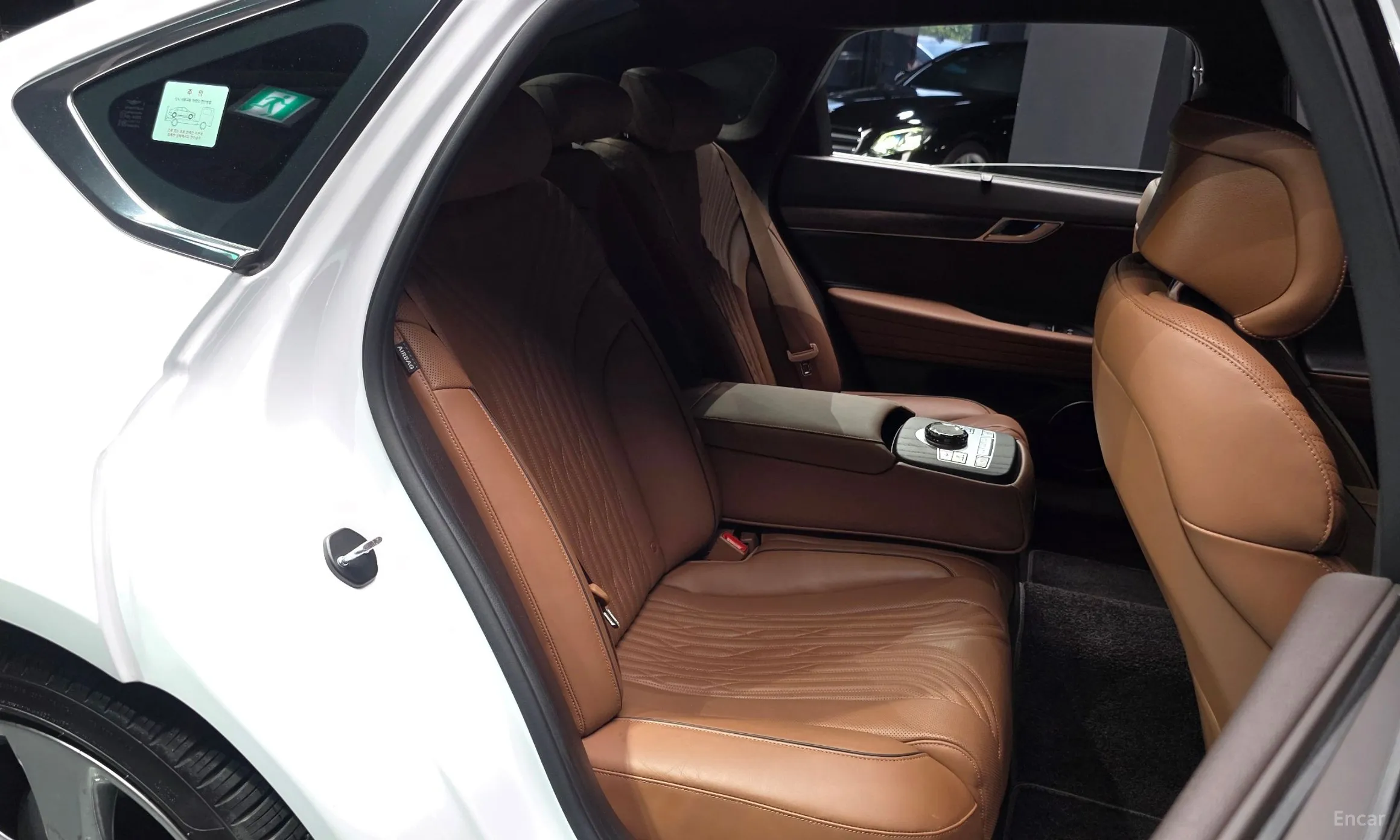 Genesis G80 (RG3) превью 12